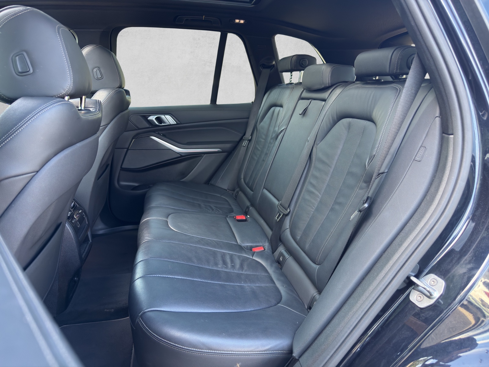 BMW X5 xDrive M50d Steptronic-image-12
