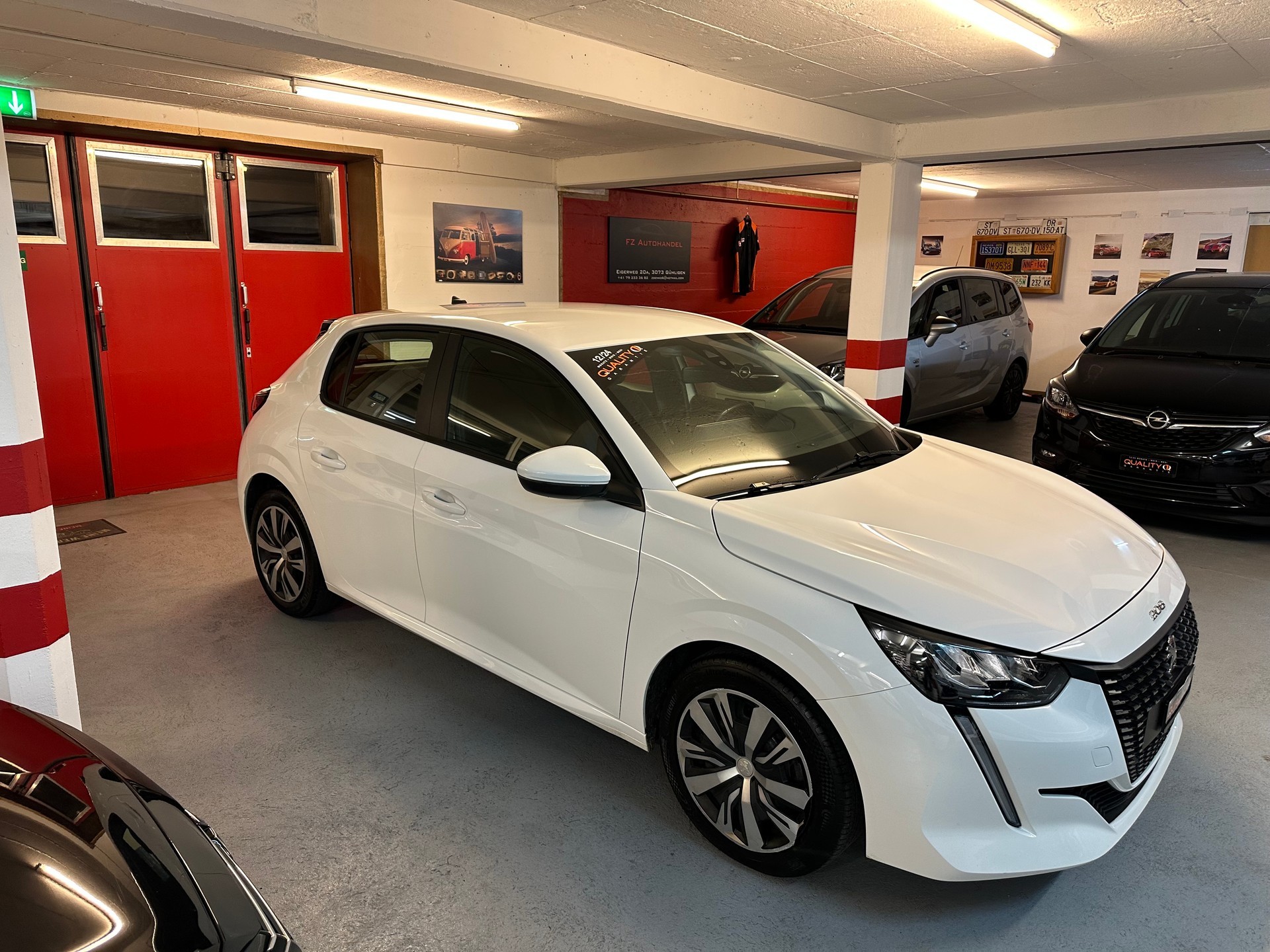 PEUGEOT 208 1.5 BlueHDi Active-image-1