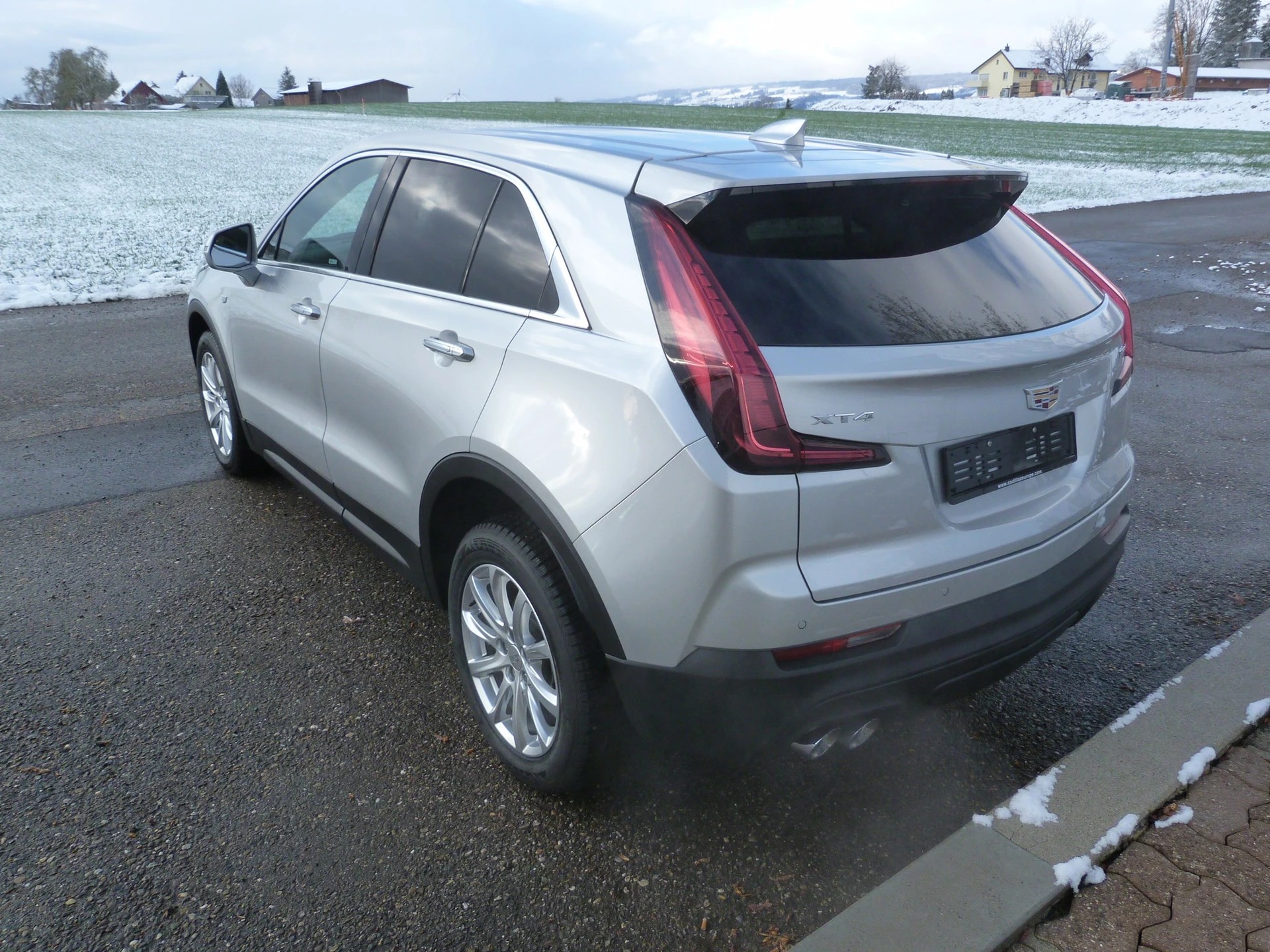 CADILLAC XT4 350D 2.0 Premium Luxury Automat-image-3