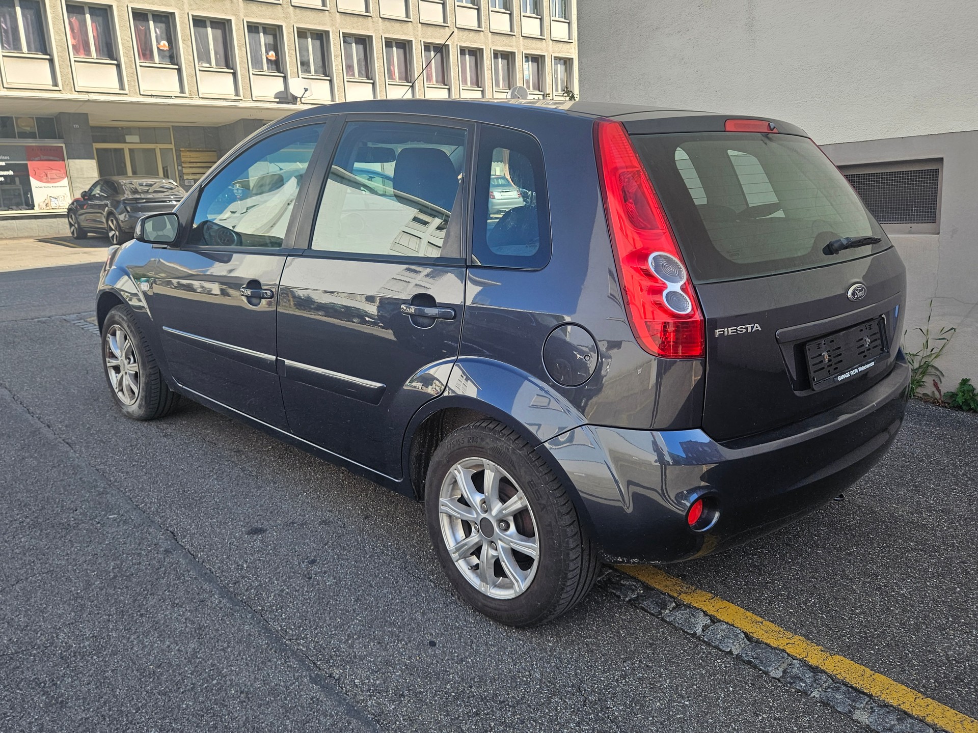FORD Fiesta 1.4 16V Trend-image-5