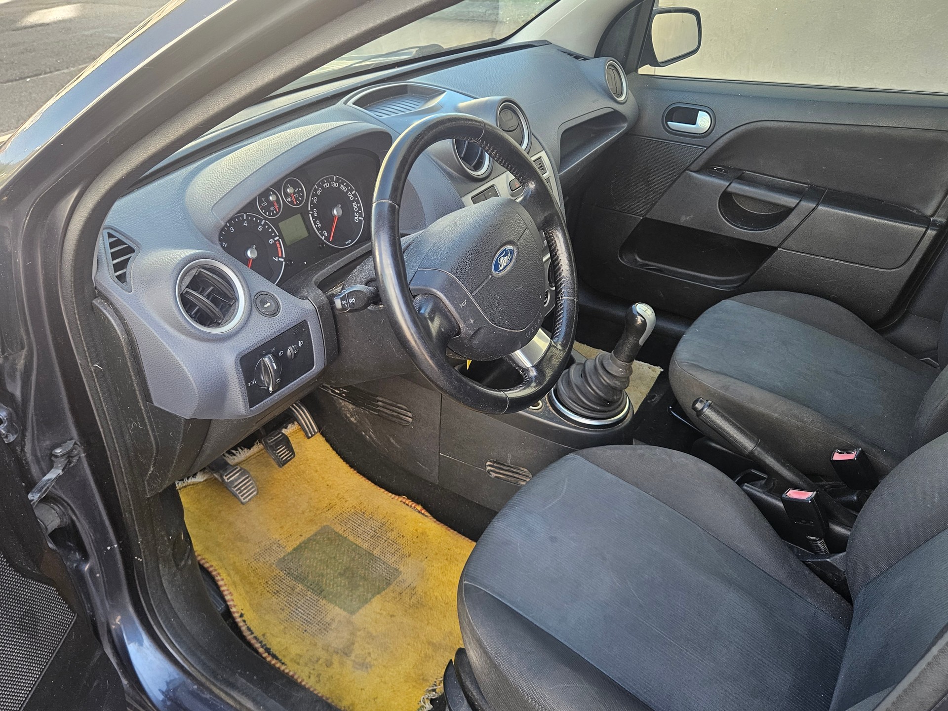 FORD Fiesta 1.4 16V Trend-image-7