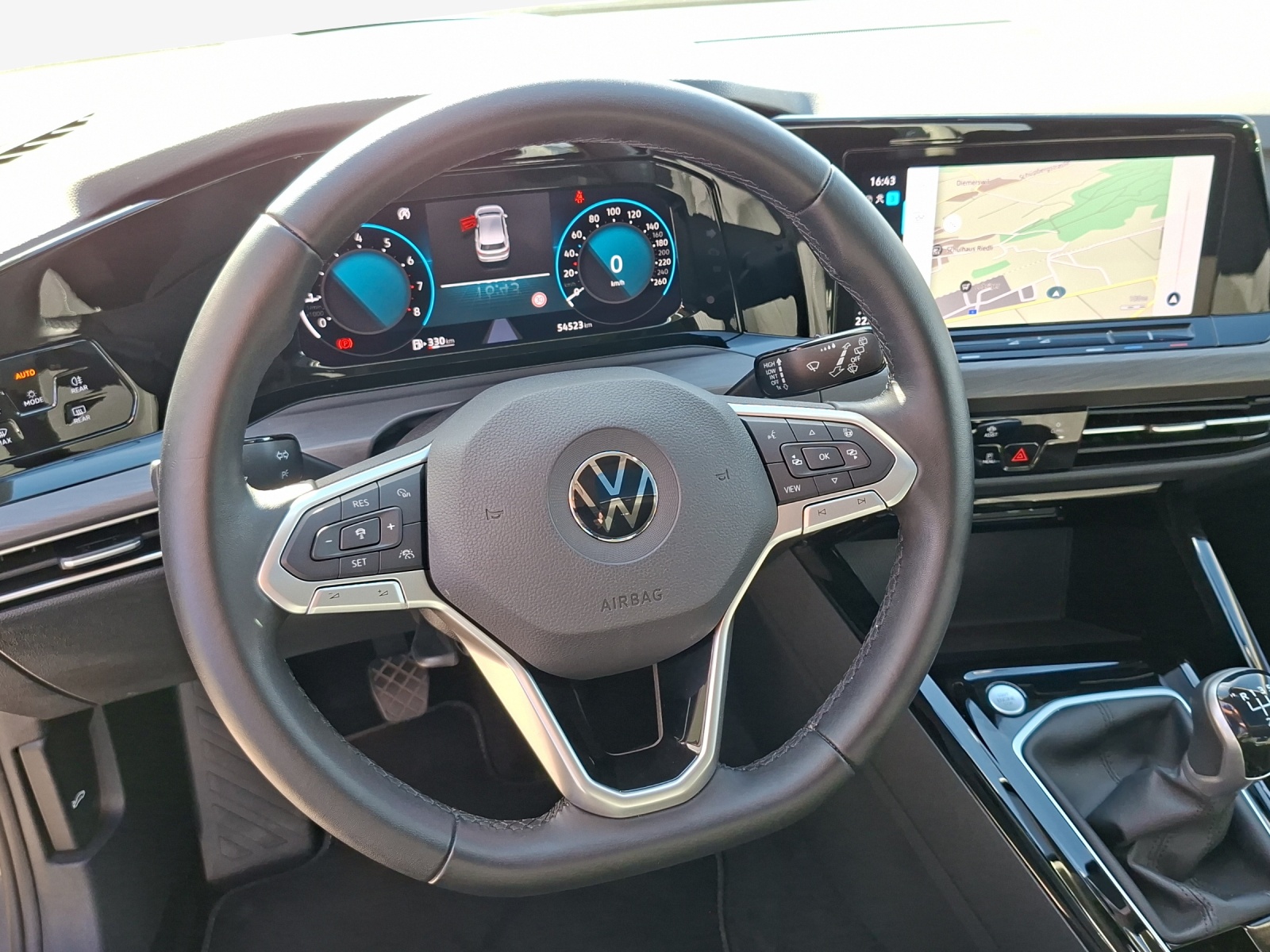 VW Golf 1.5 TSI ACT Style-image-9