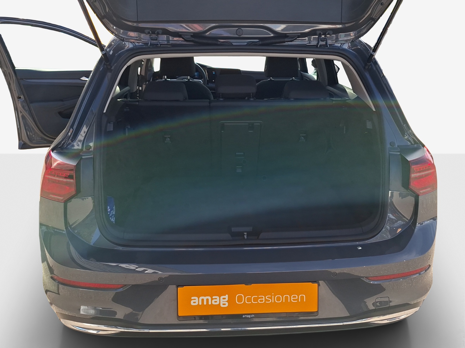 VW Golf 1.5 TSI ACT Style-image-12
