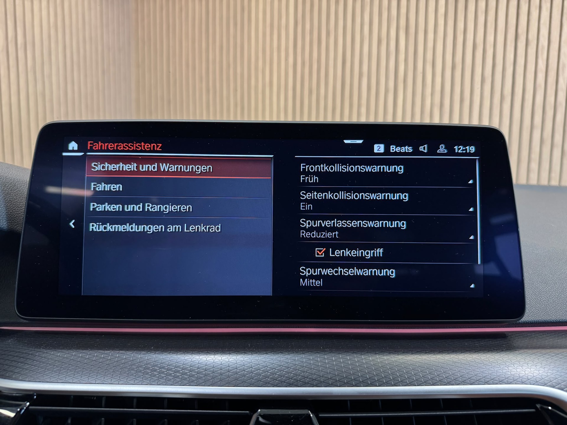 BMW 530d xDrive 48V M Sport Steptronic-image-21