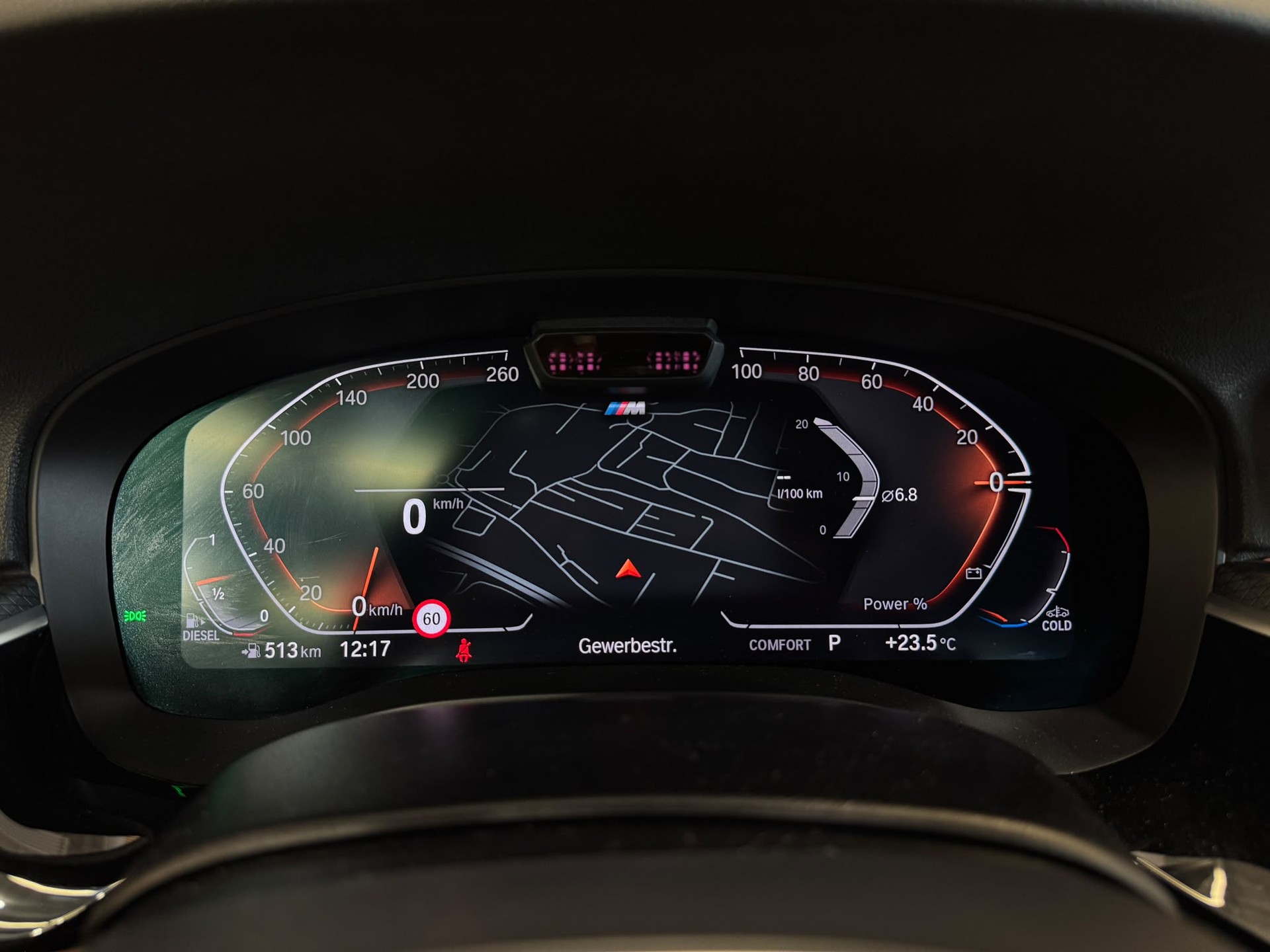 BMW 530d xDrive 48V M Sport Steptronic-image-14