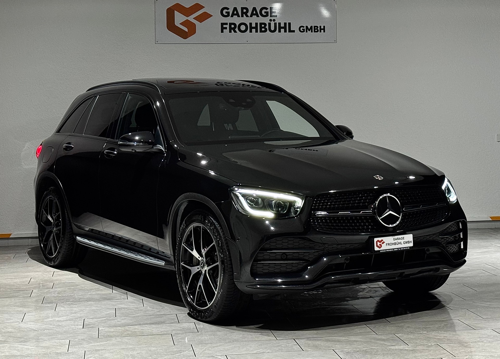 MERCEDES-BENZ GLC 300 AMG Line 4Matic 9G-Tronic | CH |-image-2