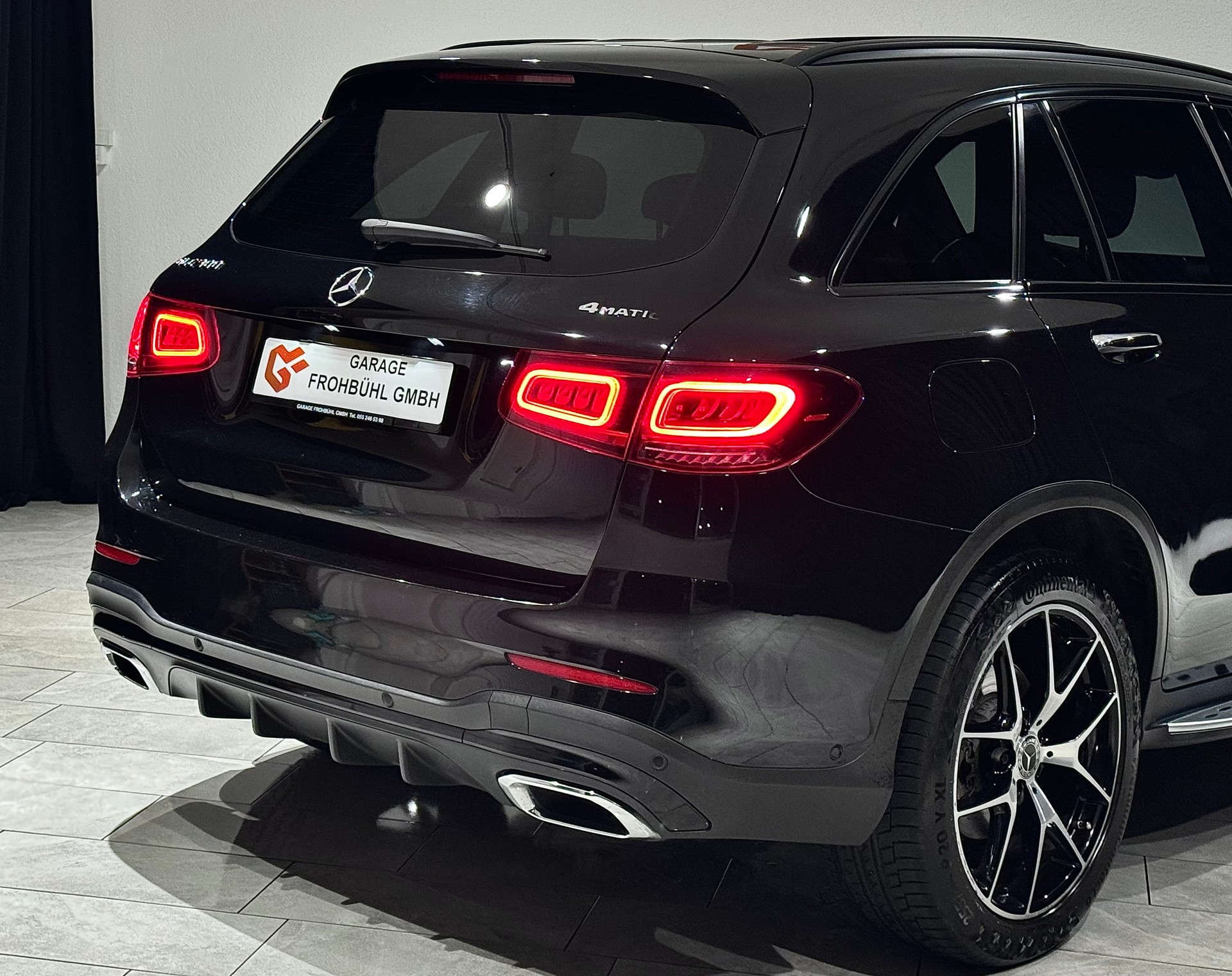 MERCEDES-BENZ GLC 300 AMG Line 4Matic 9G-Tronic | CH |-image-9