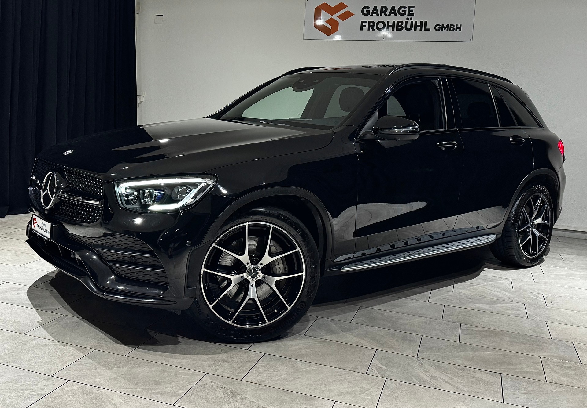 MERCEDES-BENZ GLC 300 AMG Line 4Matic 9G-Tronic | CH |-image-11