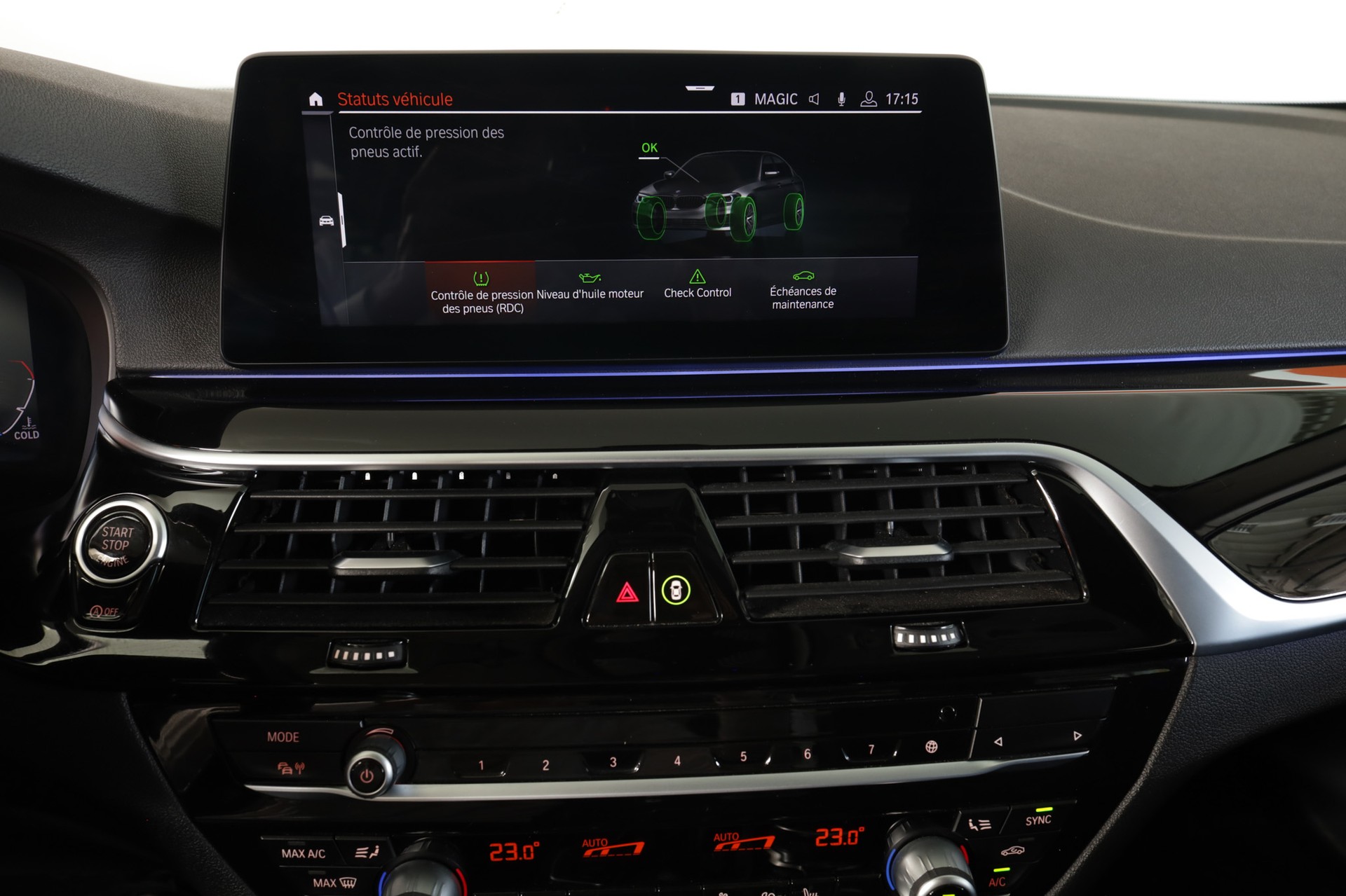 BMW 520i Steptronic * Head-Up Display *Live Cockpit-image-14