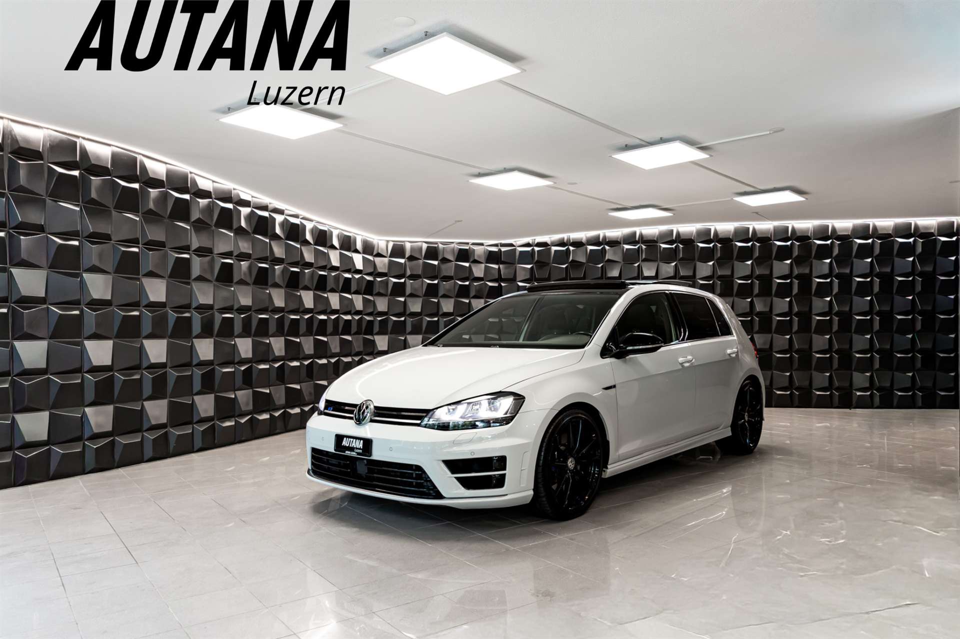 VW Golf 2.0 TSI R 4Motion DSG-image-0