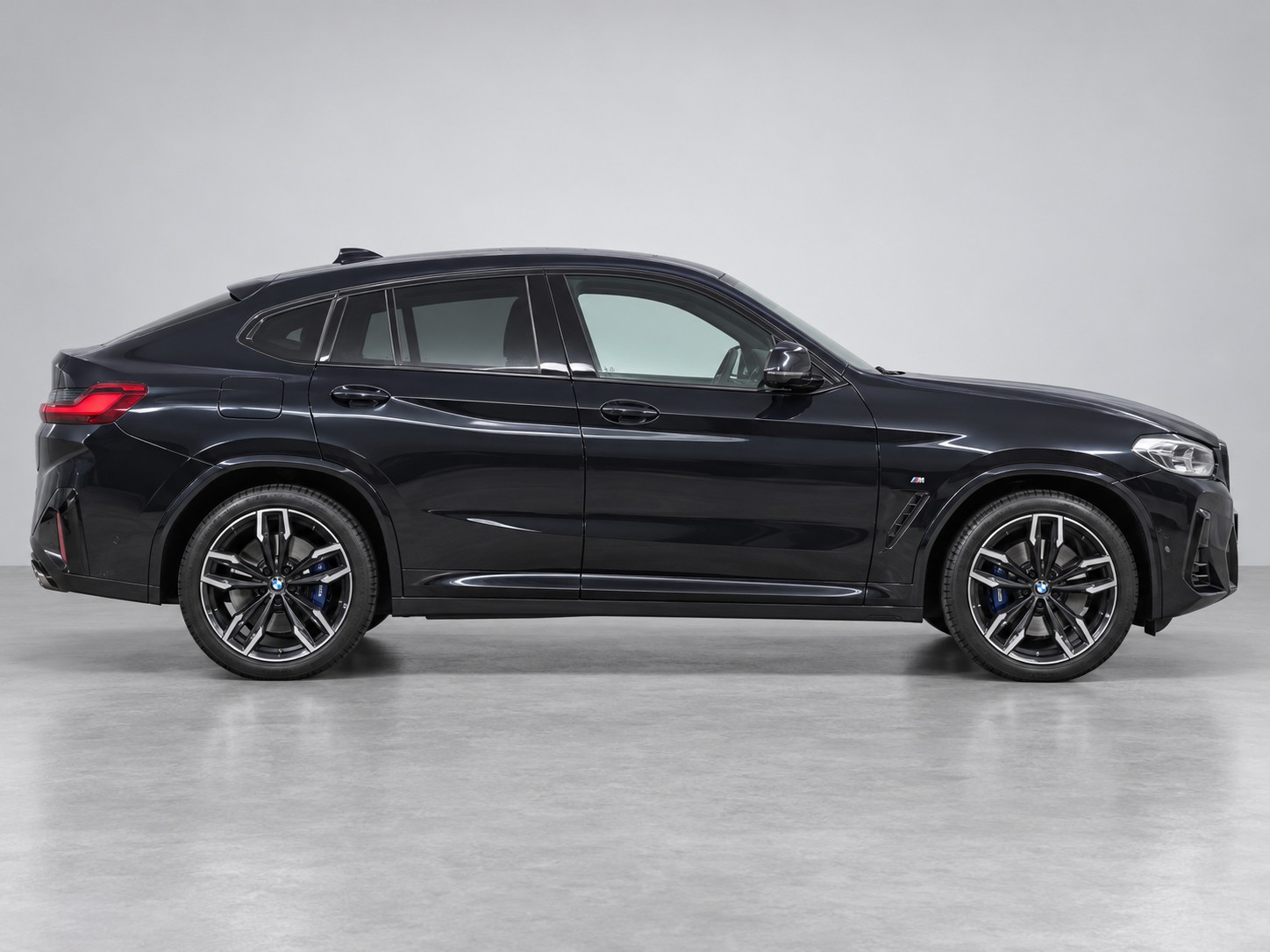 BMW X4 M40i 48V Steptronic-image-4