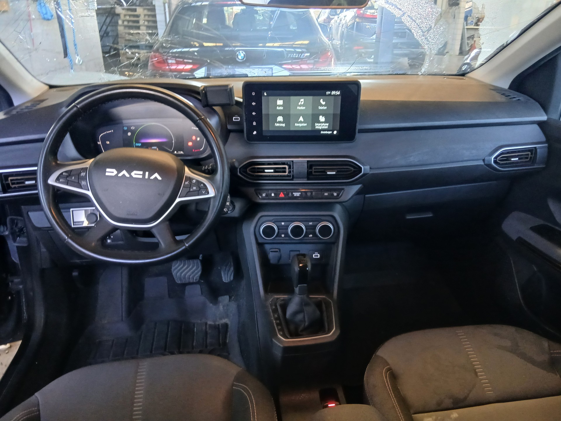 DACIA Jogger HEV 140 Expression-image-4