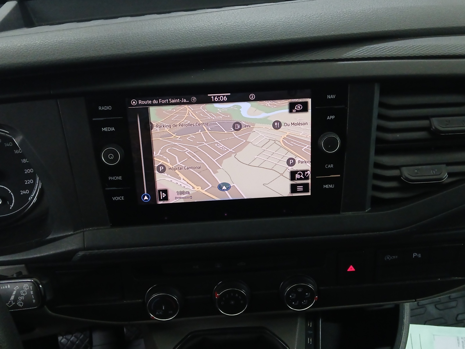 VW T6.1 2.0 TDI-image-14