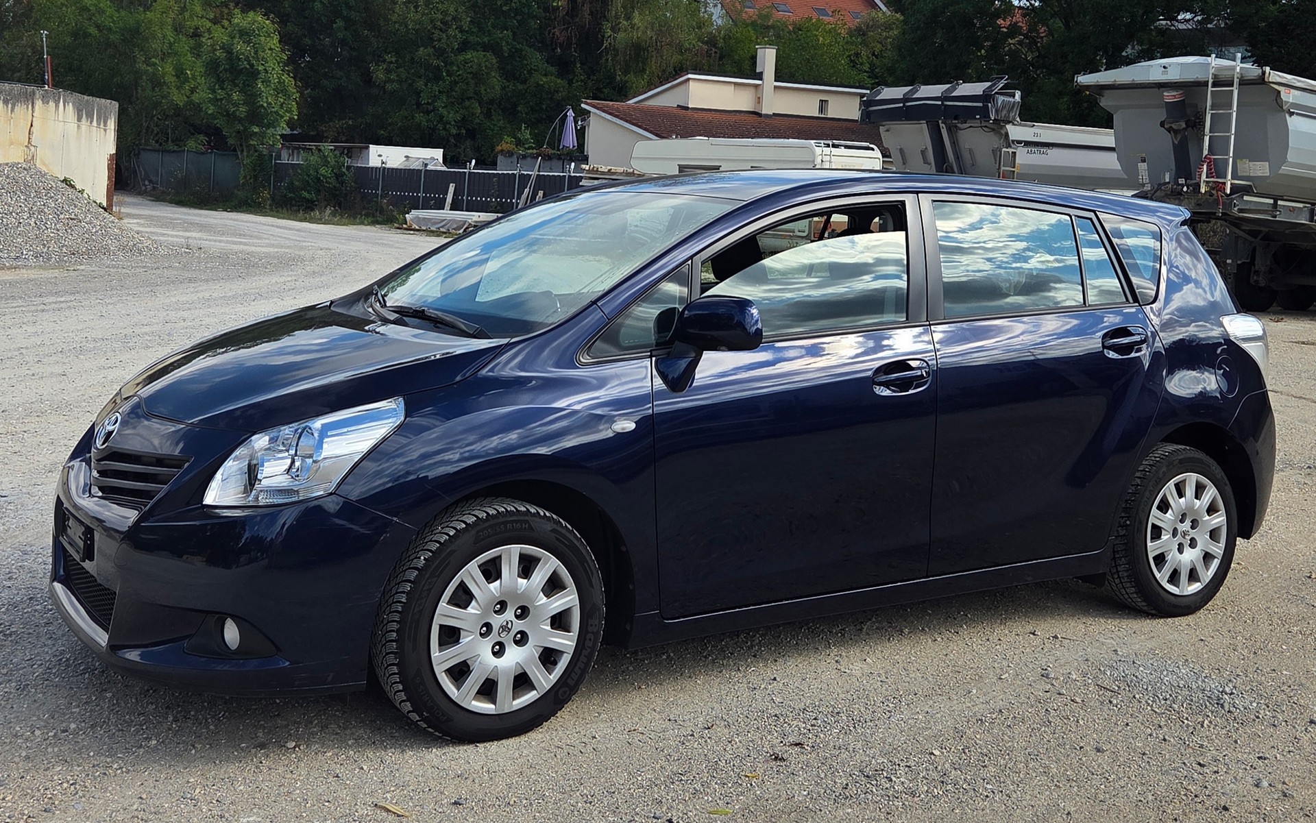 TOYOTA Verso 1.8 Linea Luna Multidrive-image-0