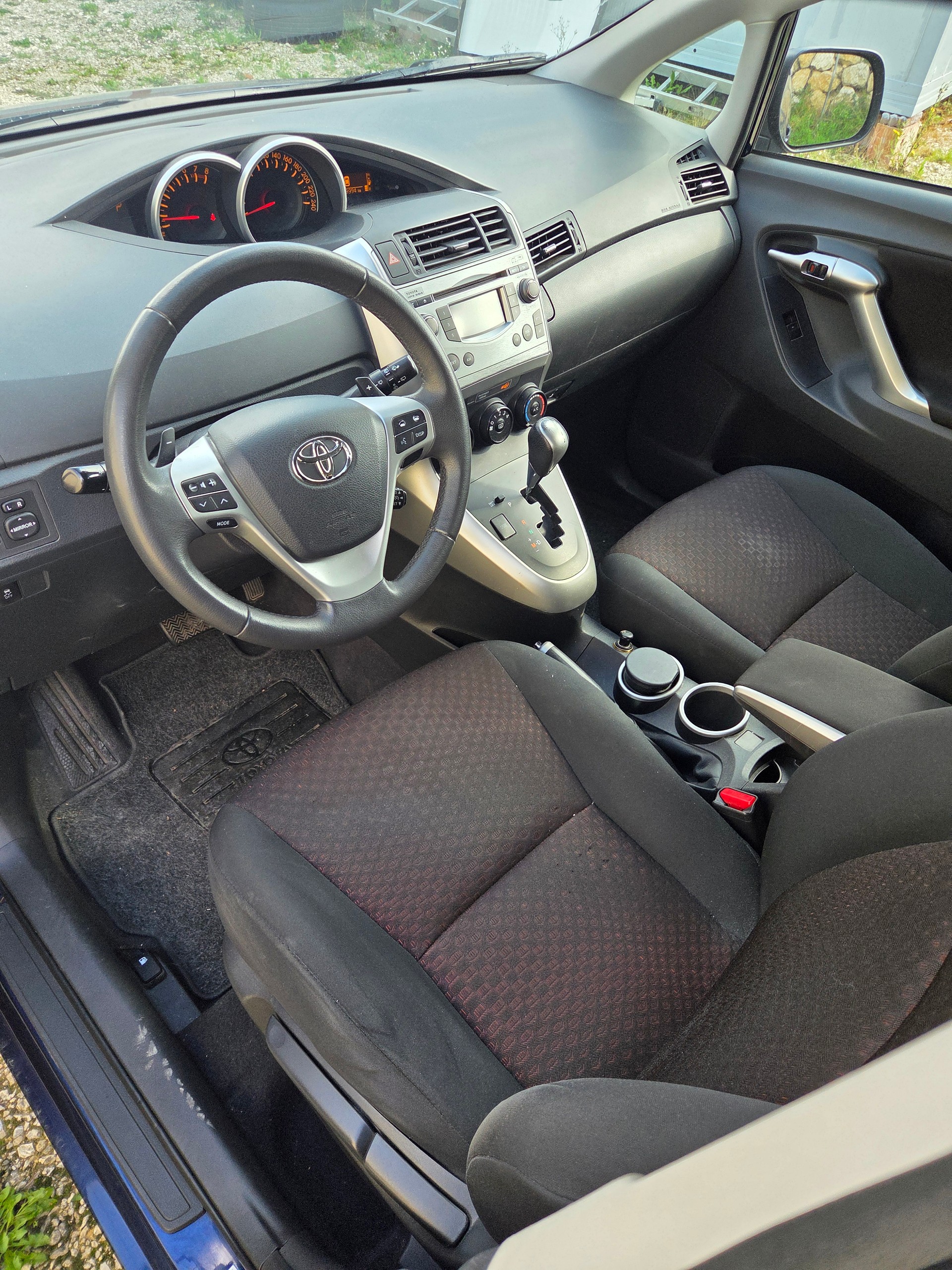 TOYOTA Verso 1.8 Linea Luna Multidrive-image-10