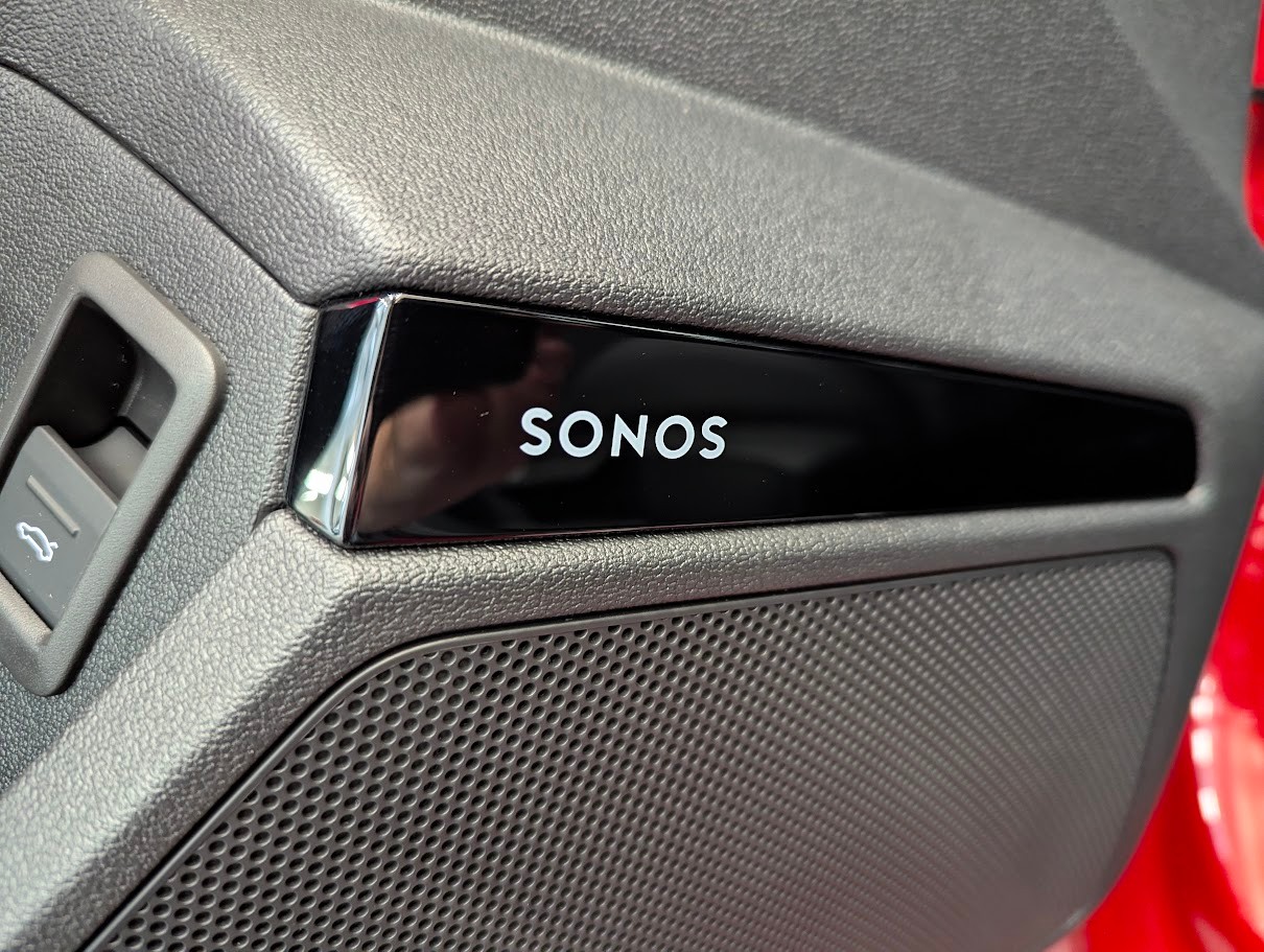 AUDI RS3 Sportback 2.5 TFSI quattro S-Tronic*5J GAR RS-SCHALENSITZE DESIGN-PACK ALL-BLACK SPORT-AGA CAM*-image-4