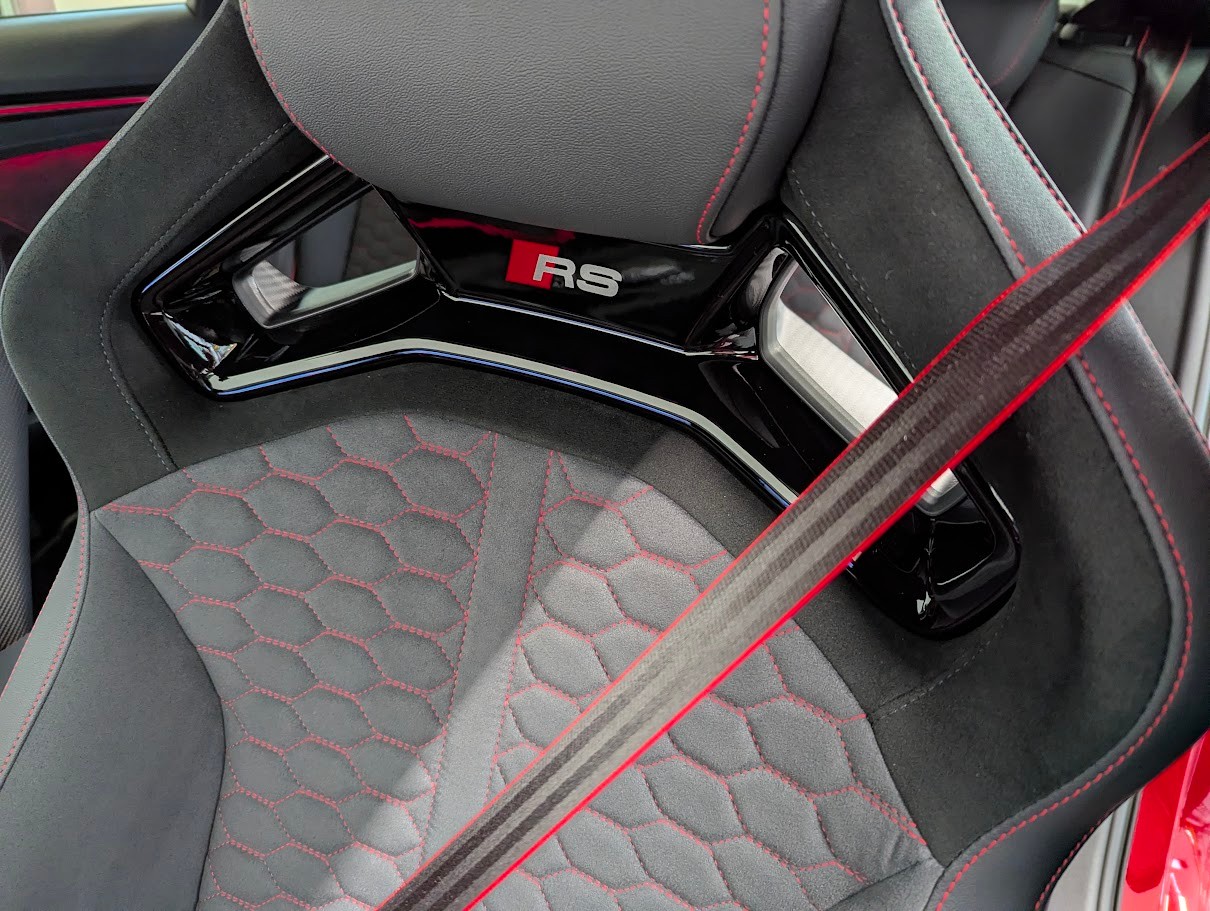 AUDI RS3 Sportback 2.5 TFSI quattro S-Tronic*5J GAR RS-SCHALENSITZE DESIGN-PACK ALL-BLACK SPORT-AGA CAM*-image-6