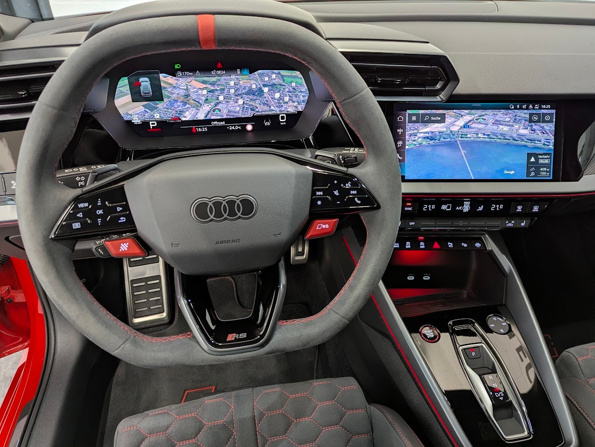 AUDI RS3 Sportback 2.5 TFSI quattro S-Tronic*5J GAR RS-SCHALENSITZE DESIGN-PACK ALL-BLACK SPORT-AGA CAM*-image-7