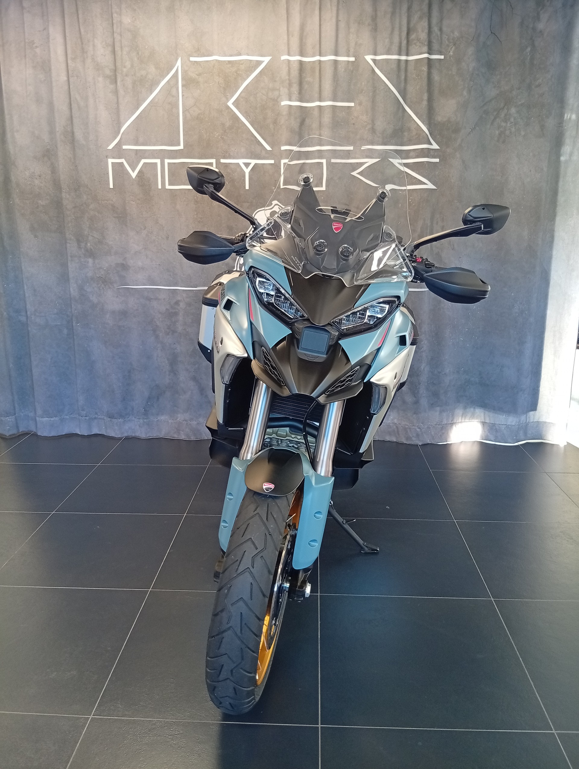 DUCATI Multistrada V4 Rally Travel Adventure-showroom-element-2