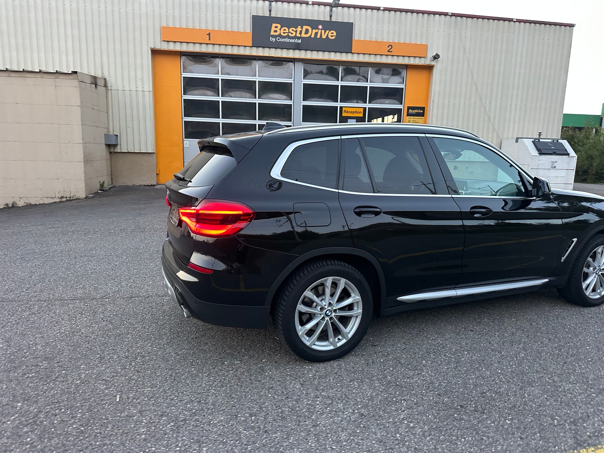 BMW X3 xDrive 20d Steptronic-image-14