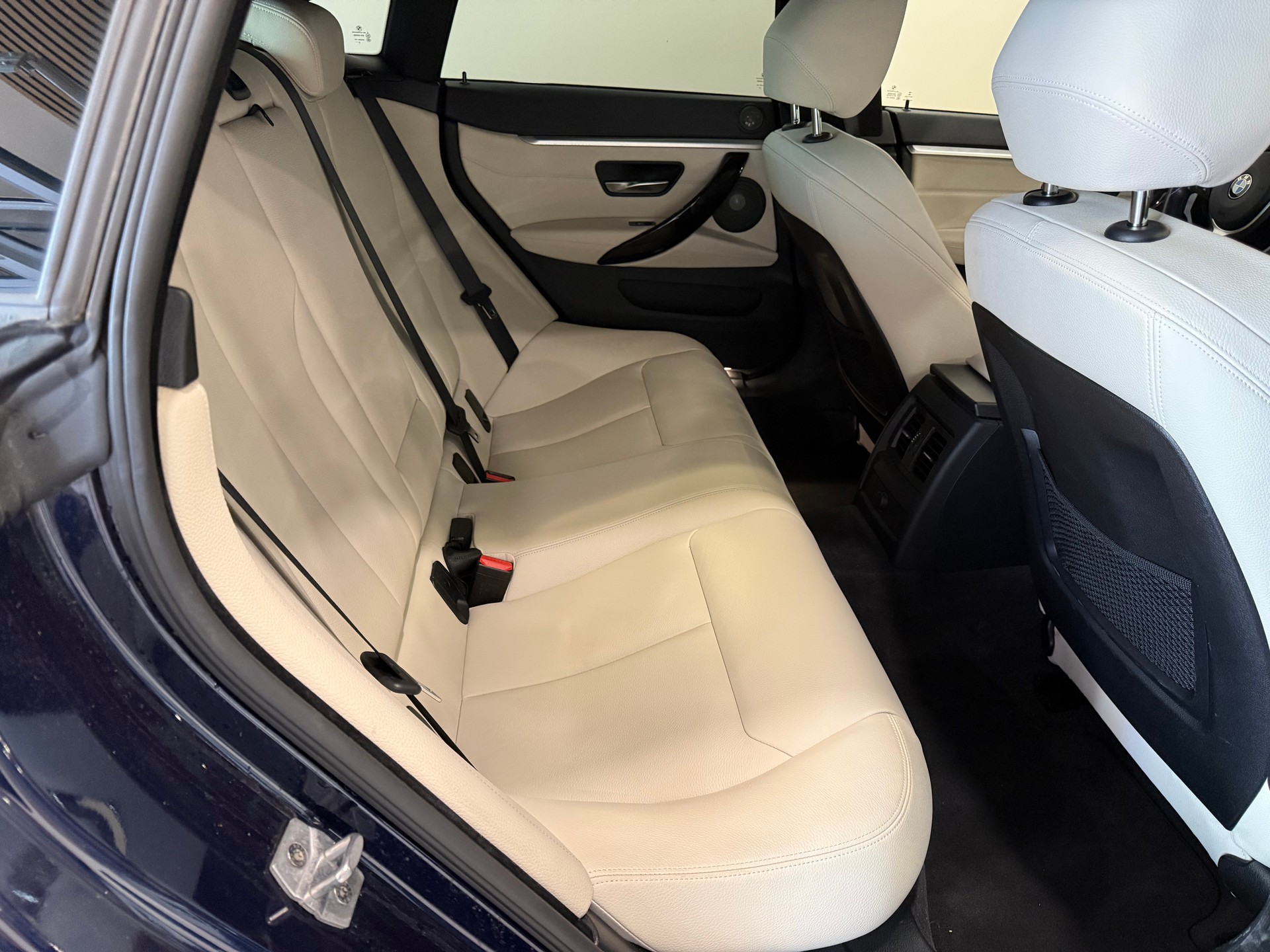 BMW 430d Gran Coupé xDrive M Sport Steptronic-image-10