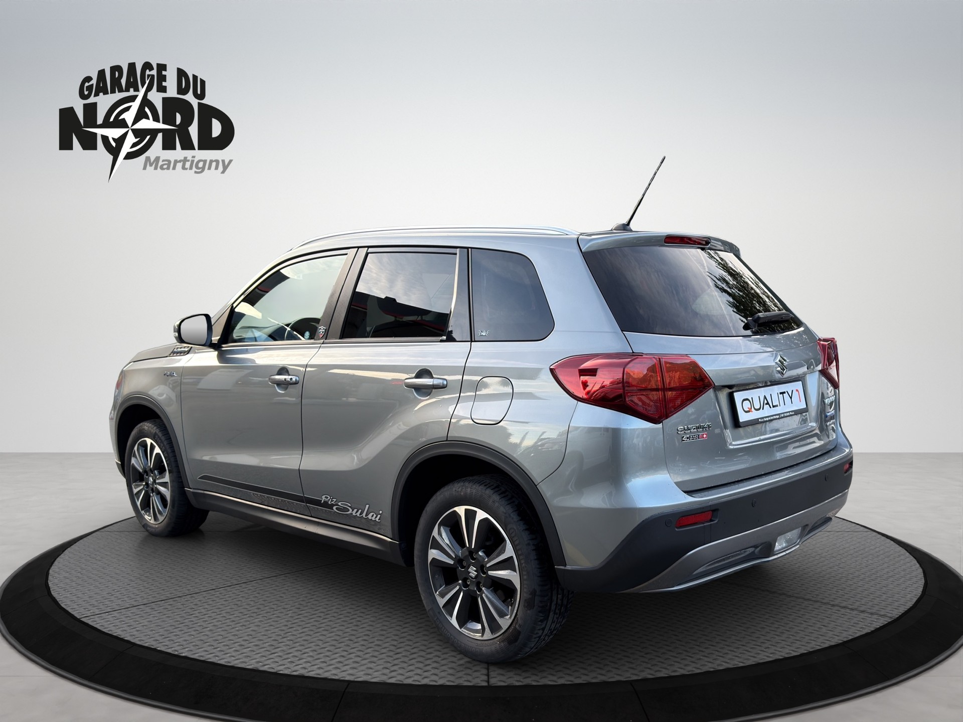 SUZUKI Vitara 1.4 Boosterjet Piz Sulai Top Hybrid Automatic-image-3