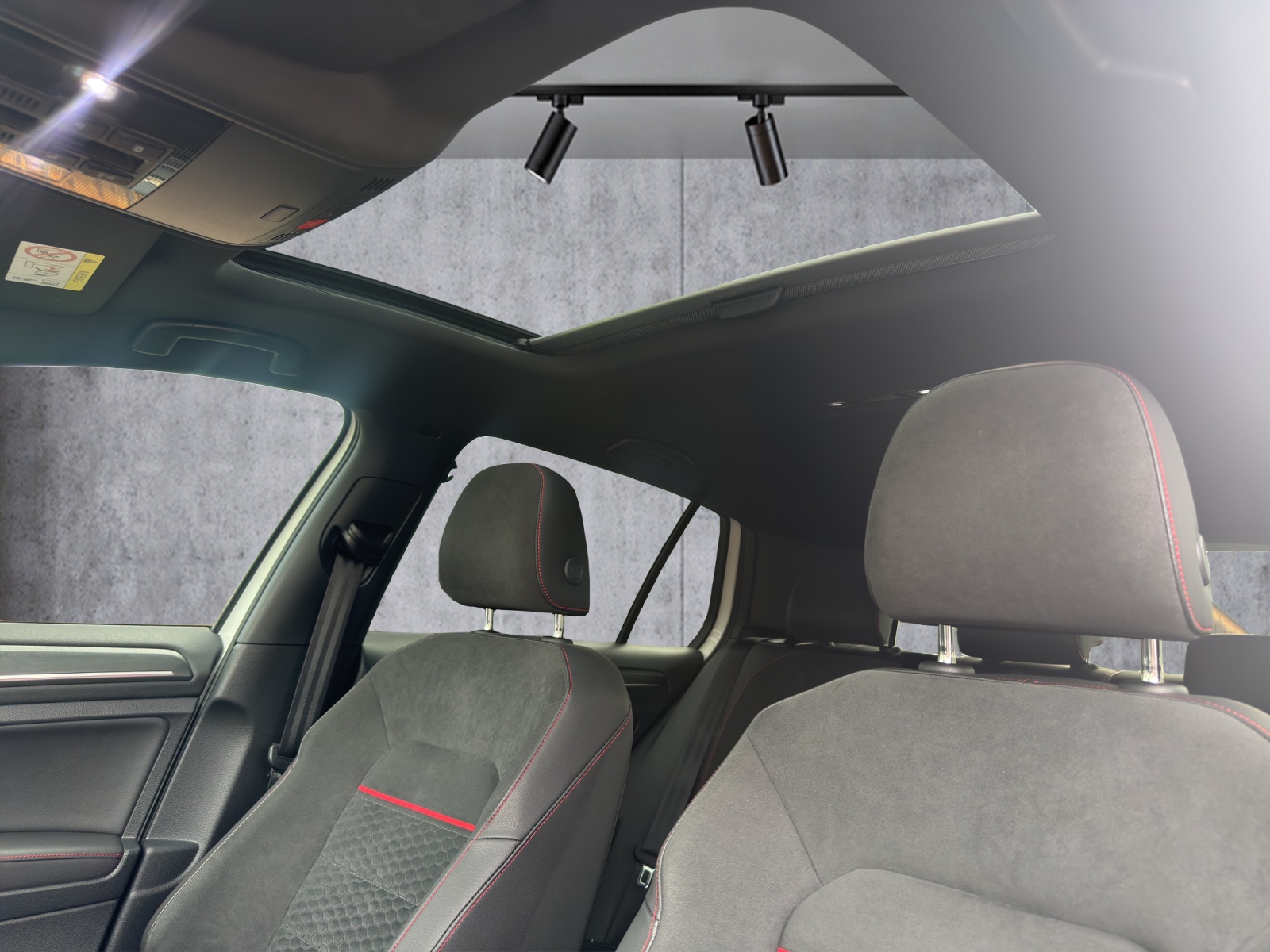 VW Golf 2.0 TSI GTI Performance DSG-image-9