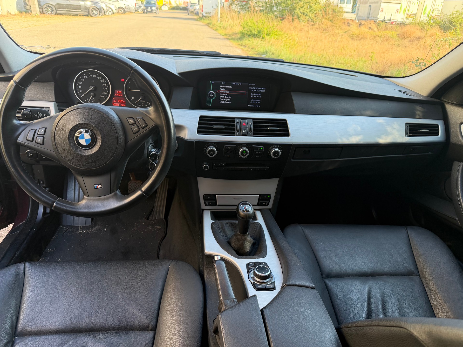 BMW 520d Touring-image-7