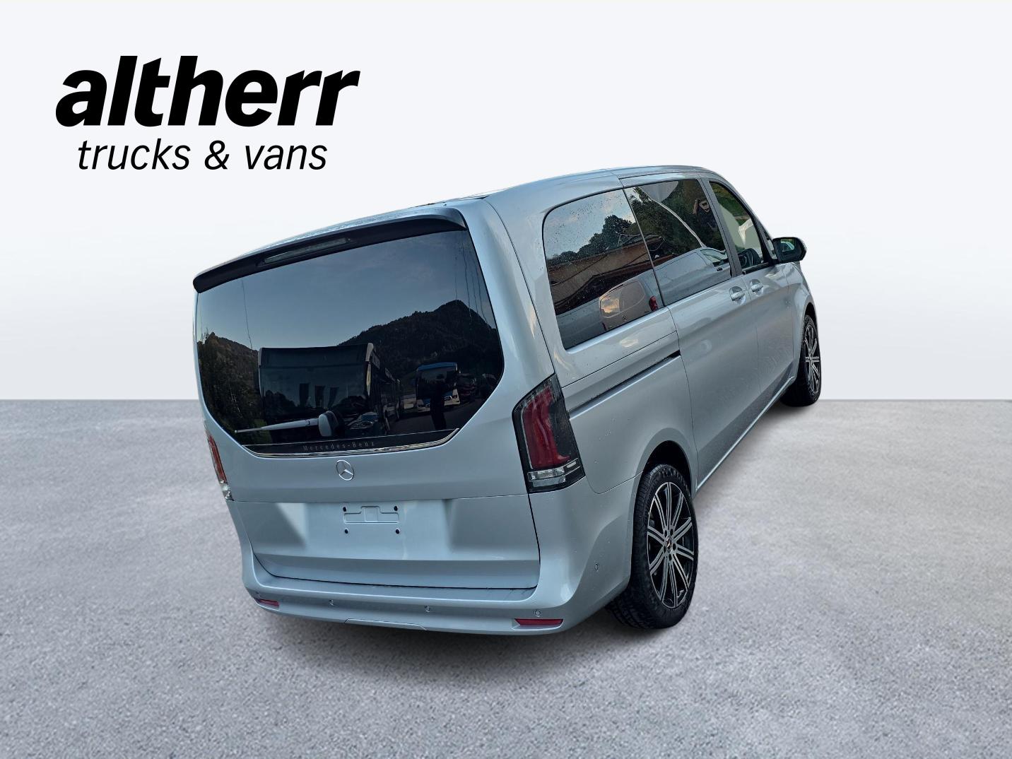 MERCEDES-BENZ V-Klasse V447 Van V 250 d Style kurz-image-4