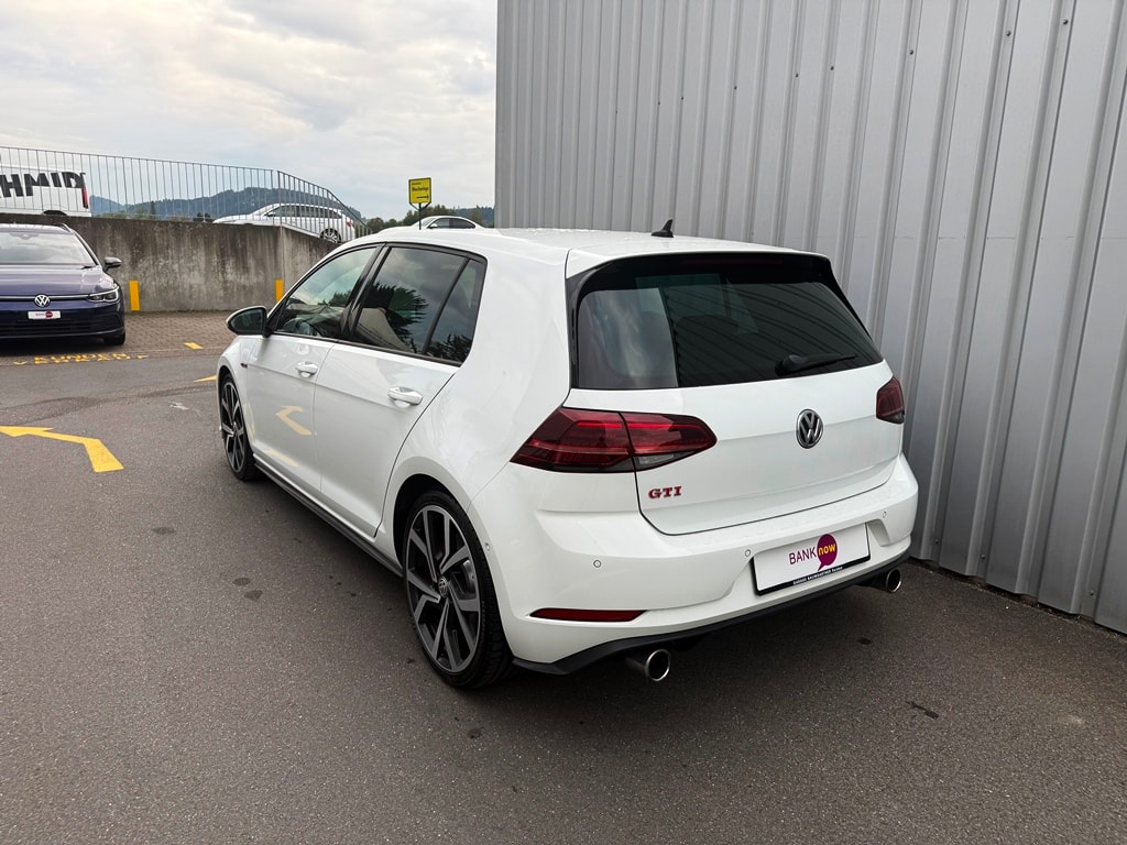 VW Golf 2.0 TSI GTI Performance DSG-showroom-element-3
