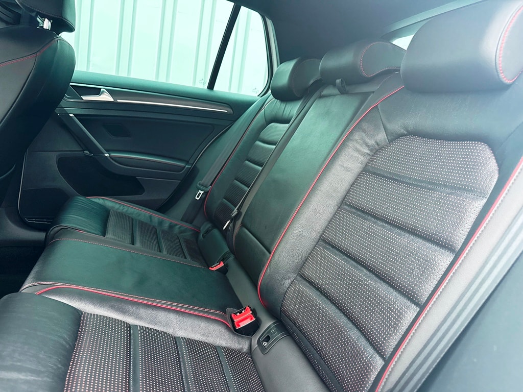 VW Golf 2.0 TSI GTI Performance DSG-image-14
