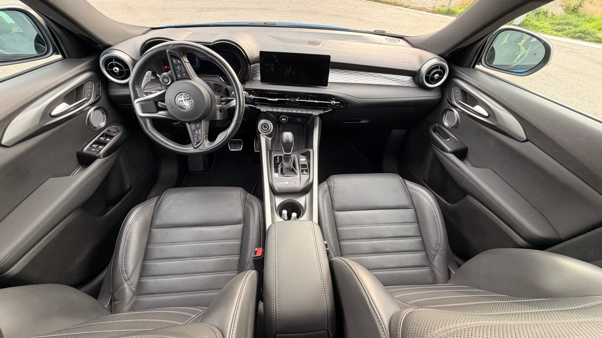 ALFA ROMEO 1.3 Plug-in Hybrid Veloce Q4-image-2