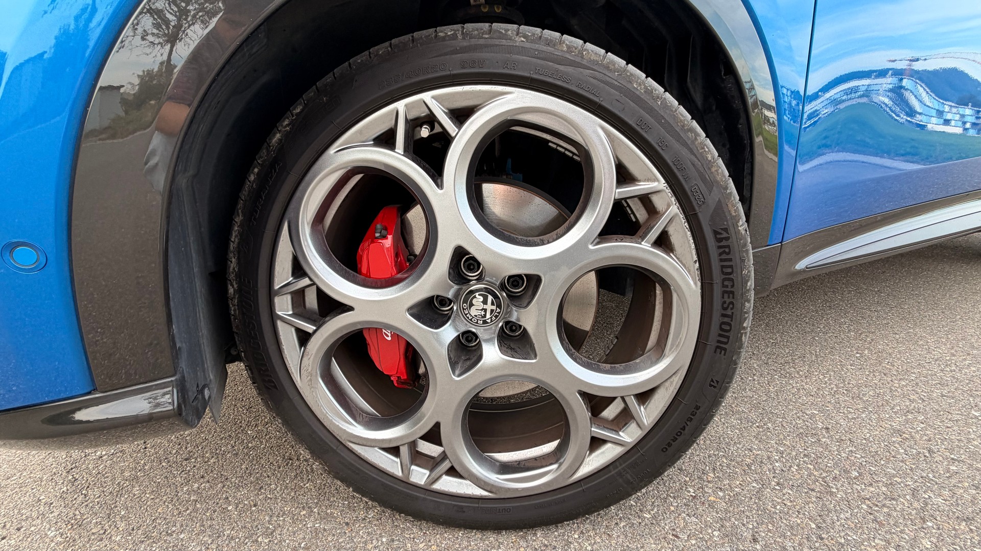 ALFA ROMEO 1.3 Plug-in Hybrid Veloce Q4-image-8