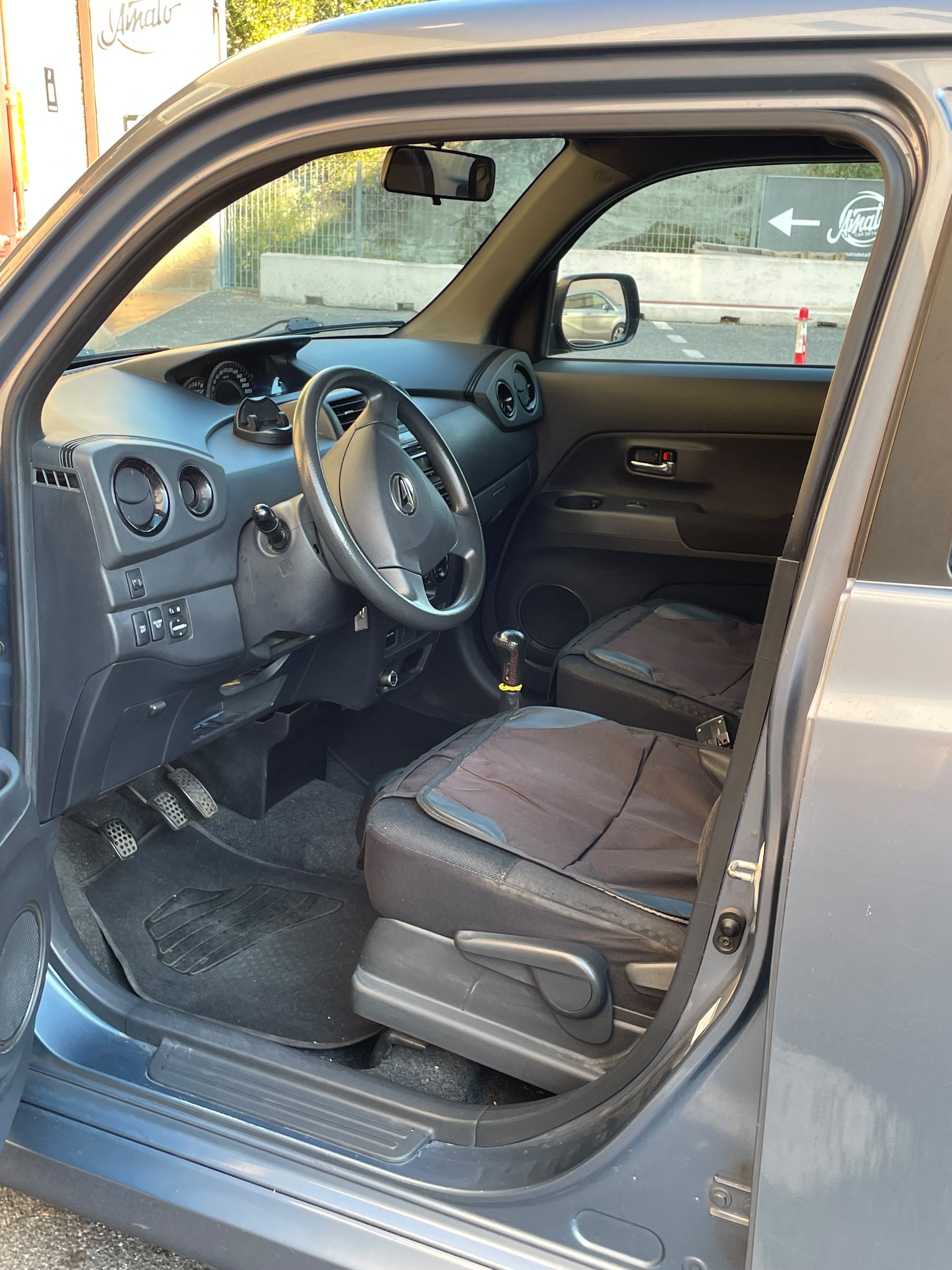 DAIHATSU 1.5 2WD-image-2