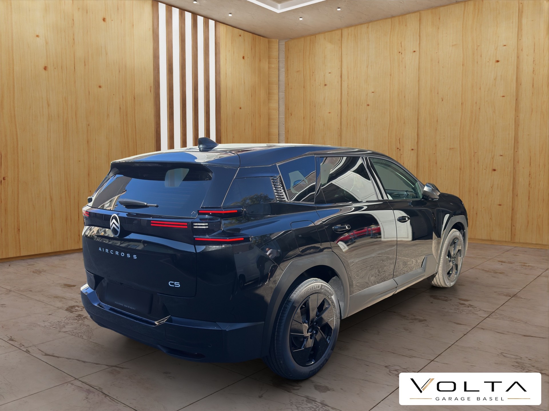 CITROEN C5 Aircross 1.2 HEV Plus Automat-image-6