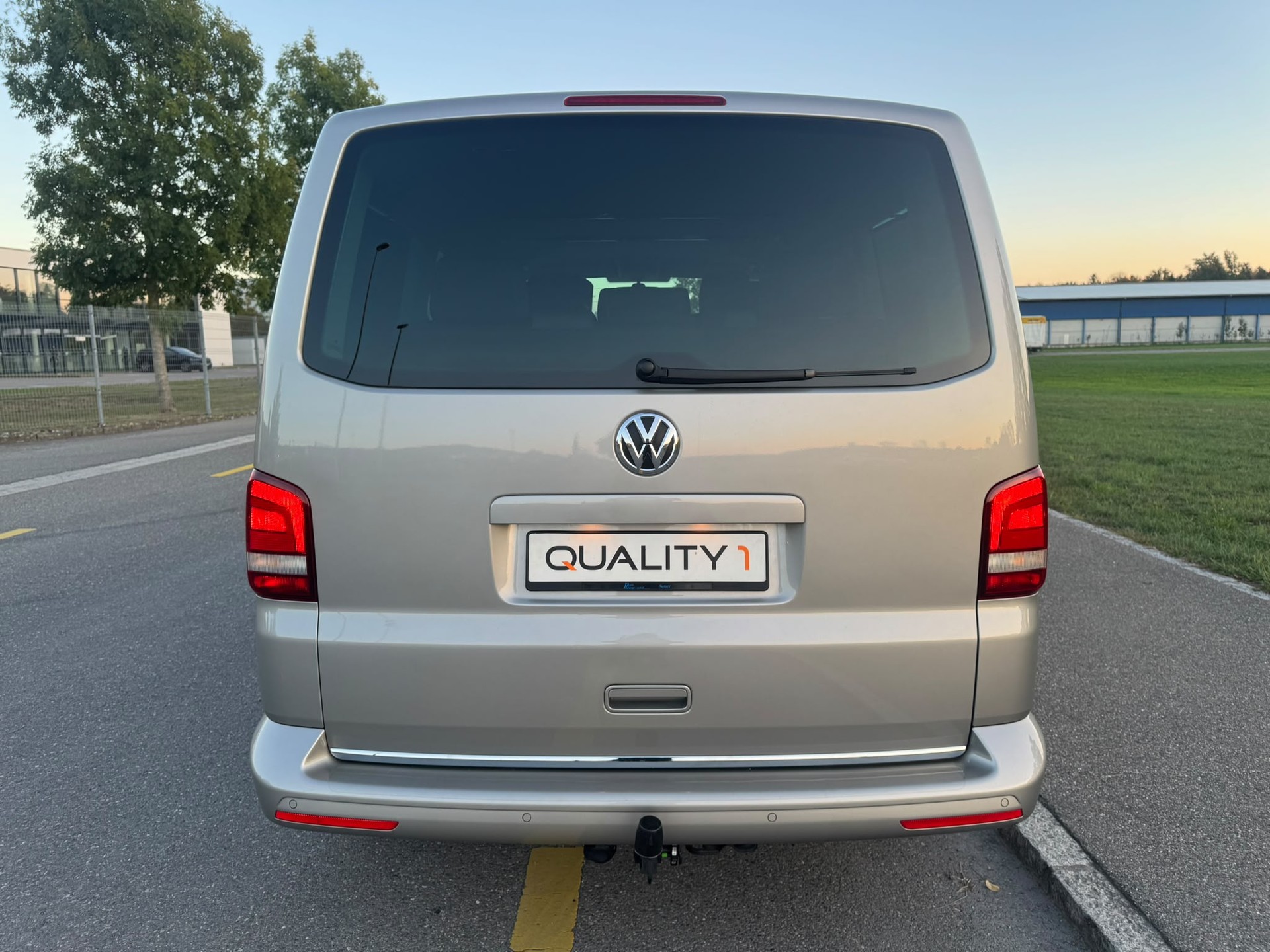 VW T5 Multivan 2.0 TDI CR Family Cup DSG-image-3