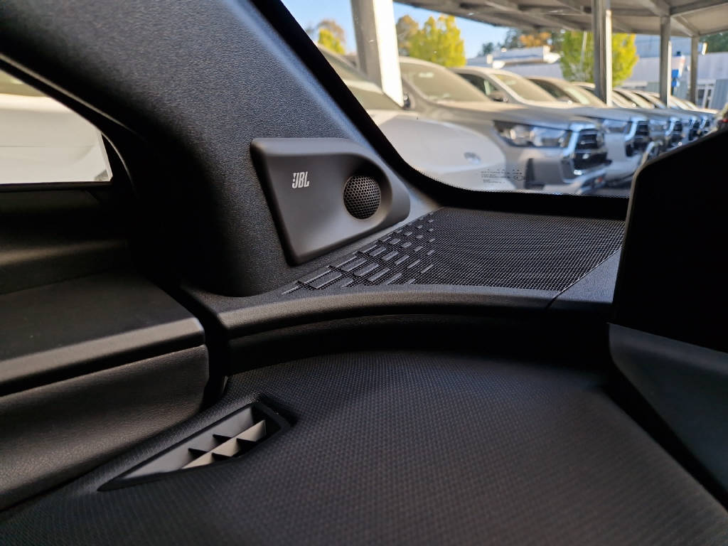 TOYOTA bZ4X Premium AWD 48087/010-image-19