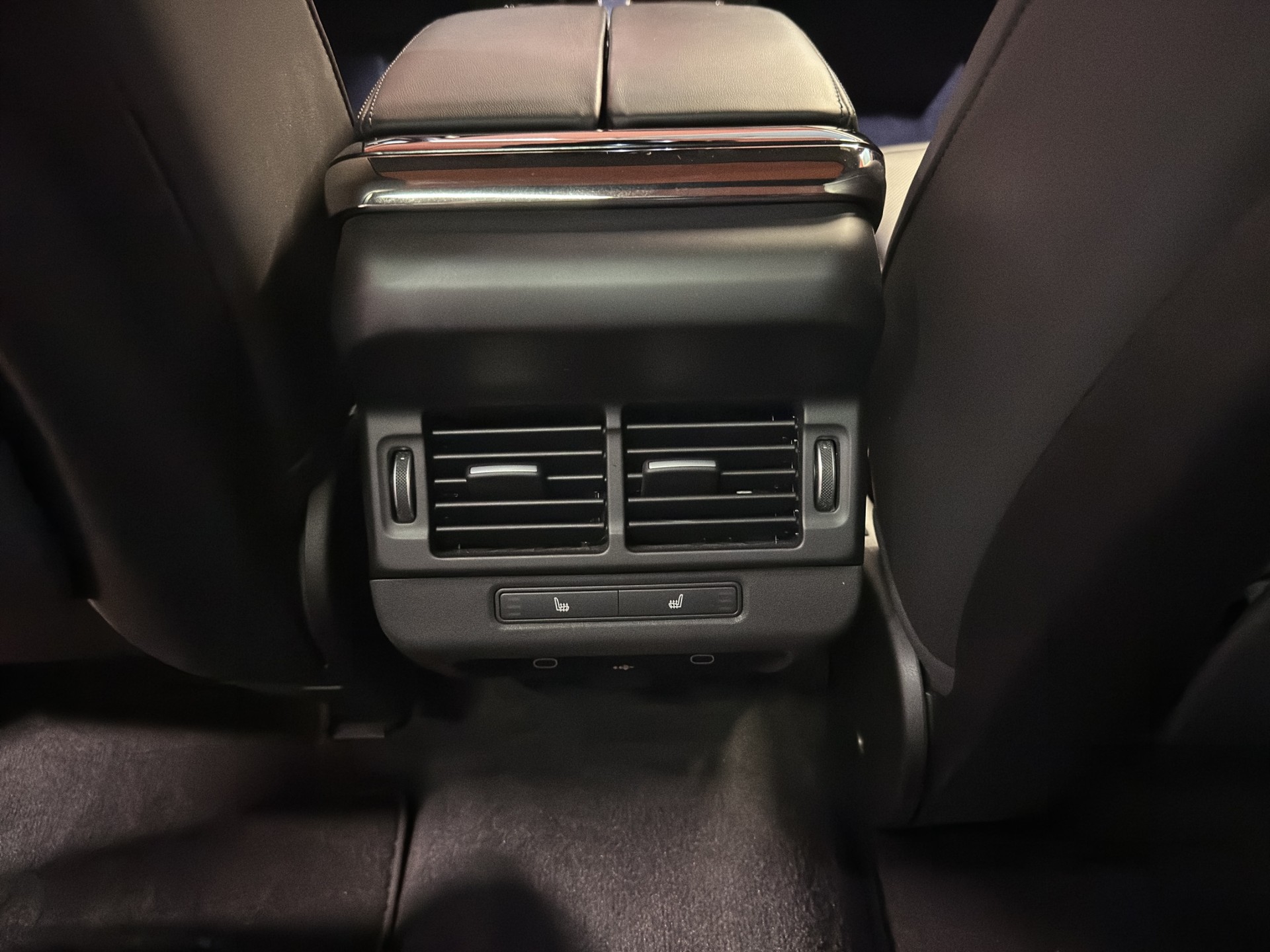 LAND ROVER Range Rover Evoque 1.5 T 300e R-Dynamic Autobiography-image-9