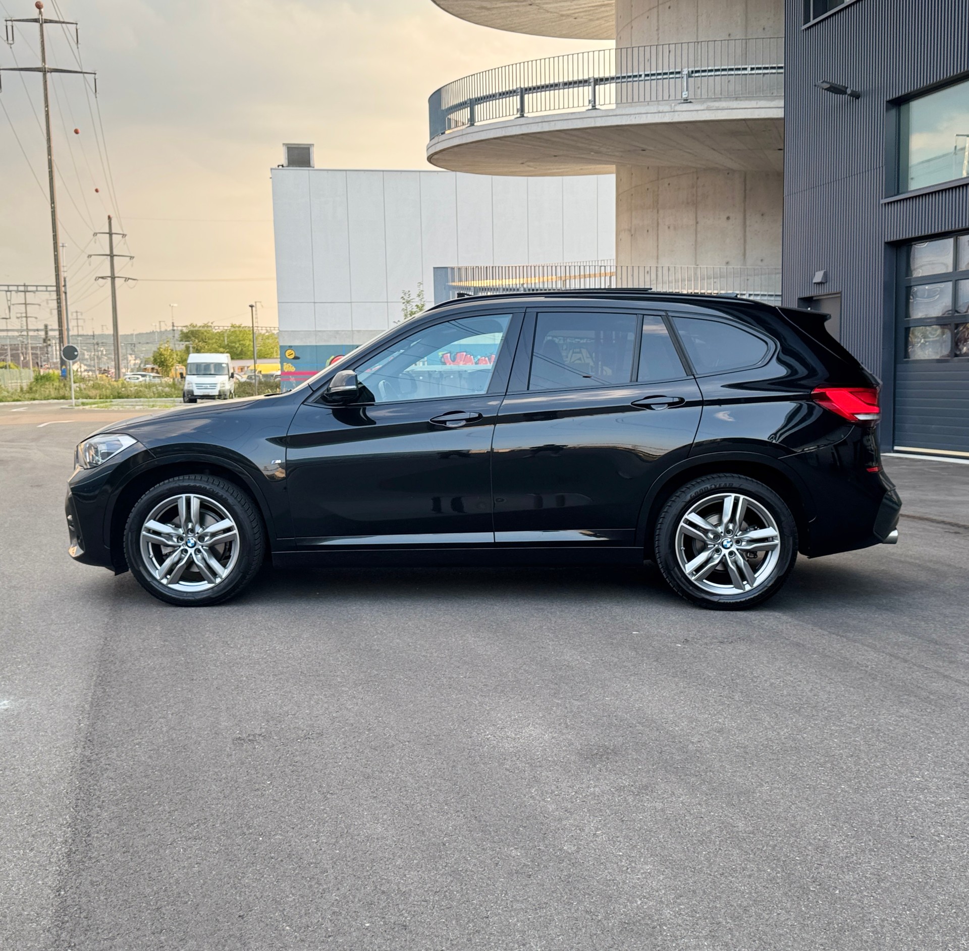BMW X1 xDrive 18d M Sport Steptronic-image-1
