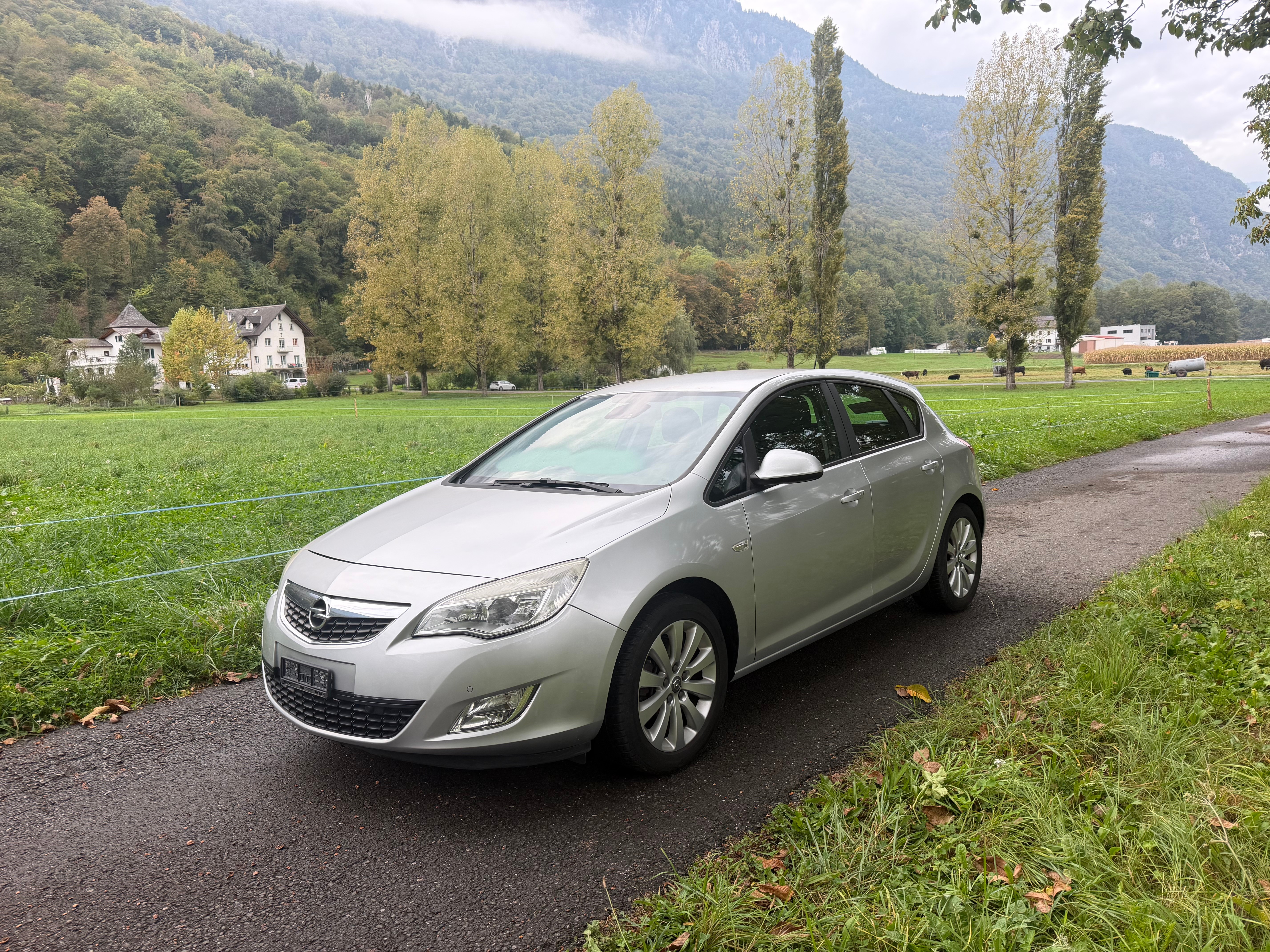 Car photo