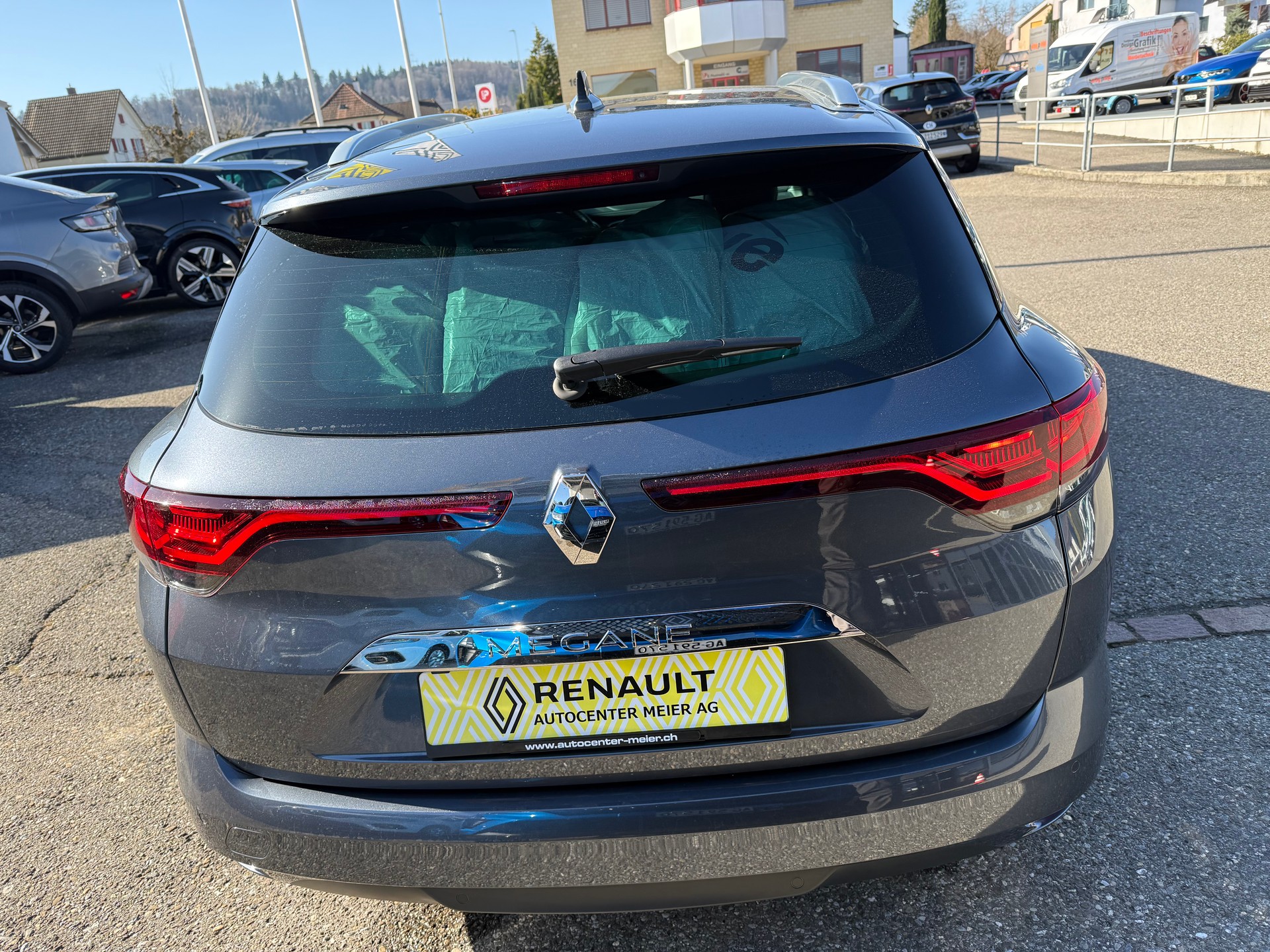 RENAULT Mégane Grandtour 1.3 16V Turbo Techno EDC-image-4