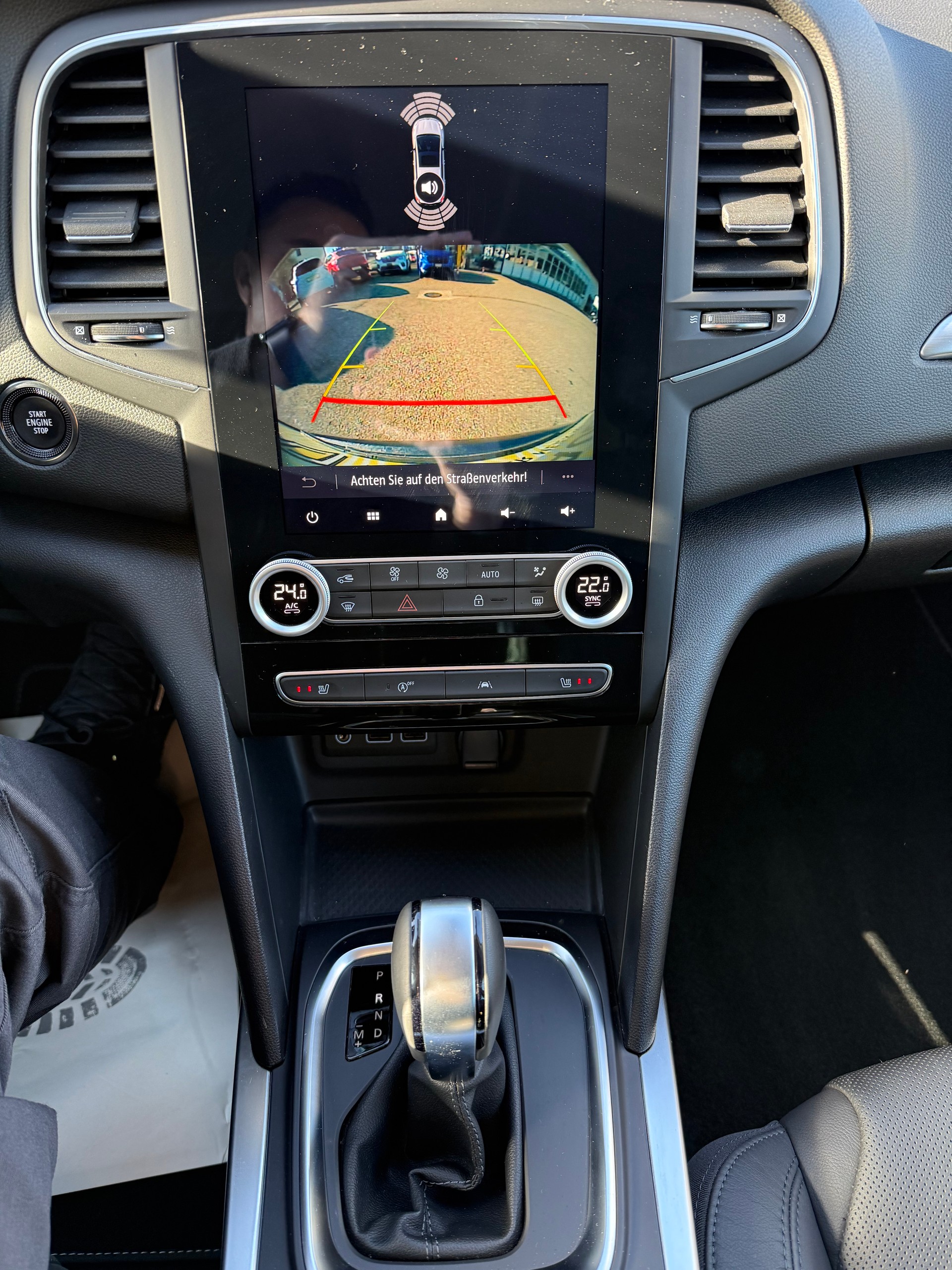 RENAULT Mégane Grandtour 1.3 16V Turbo Techno EDC-image-12
