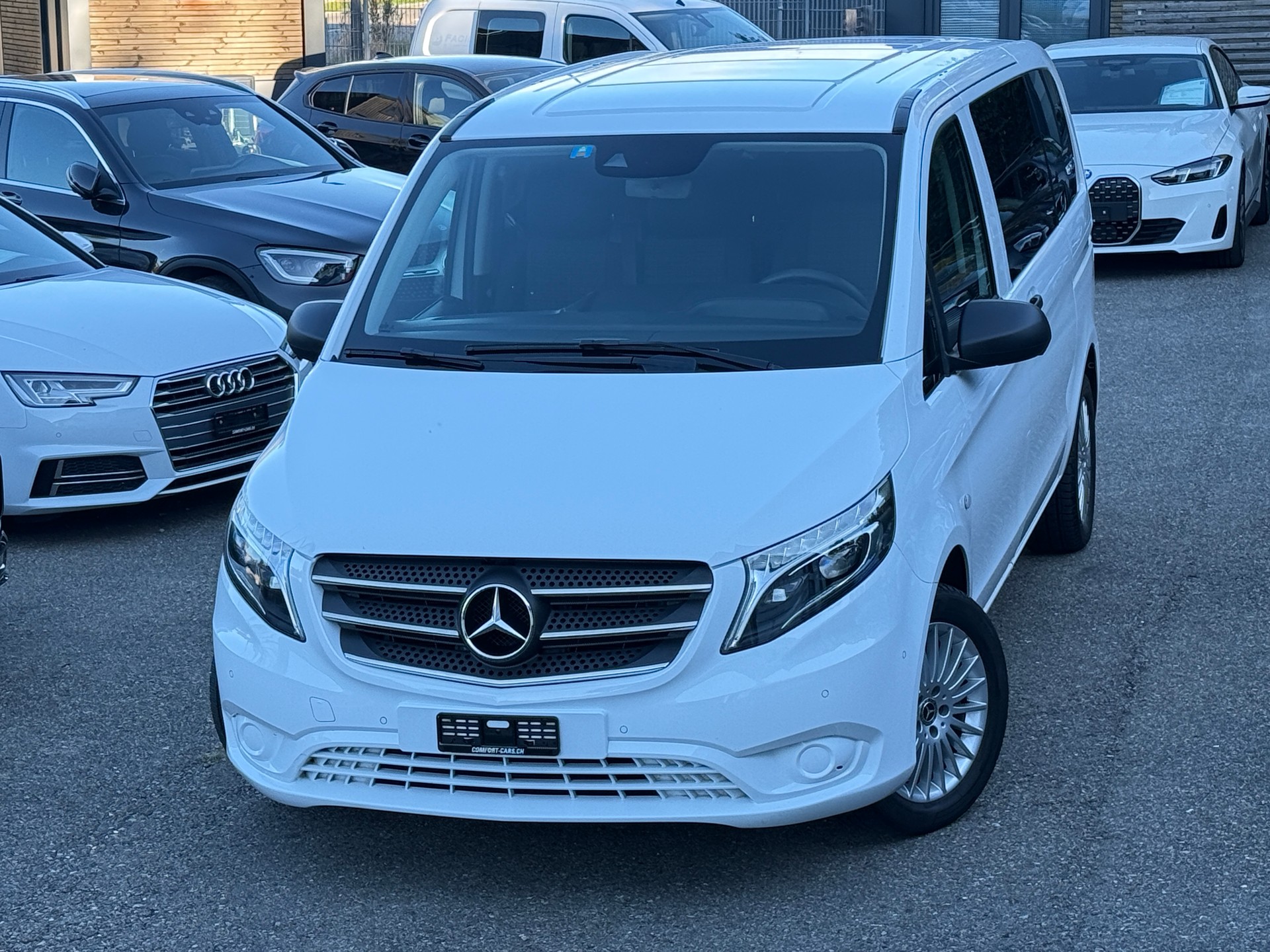 MERCEDES-BENZ Vito 116 CDI Select Tourer Kurz 4Matic 9G-Tronic*9Plätzer-image-0
