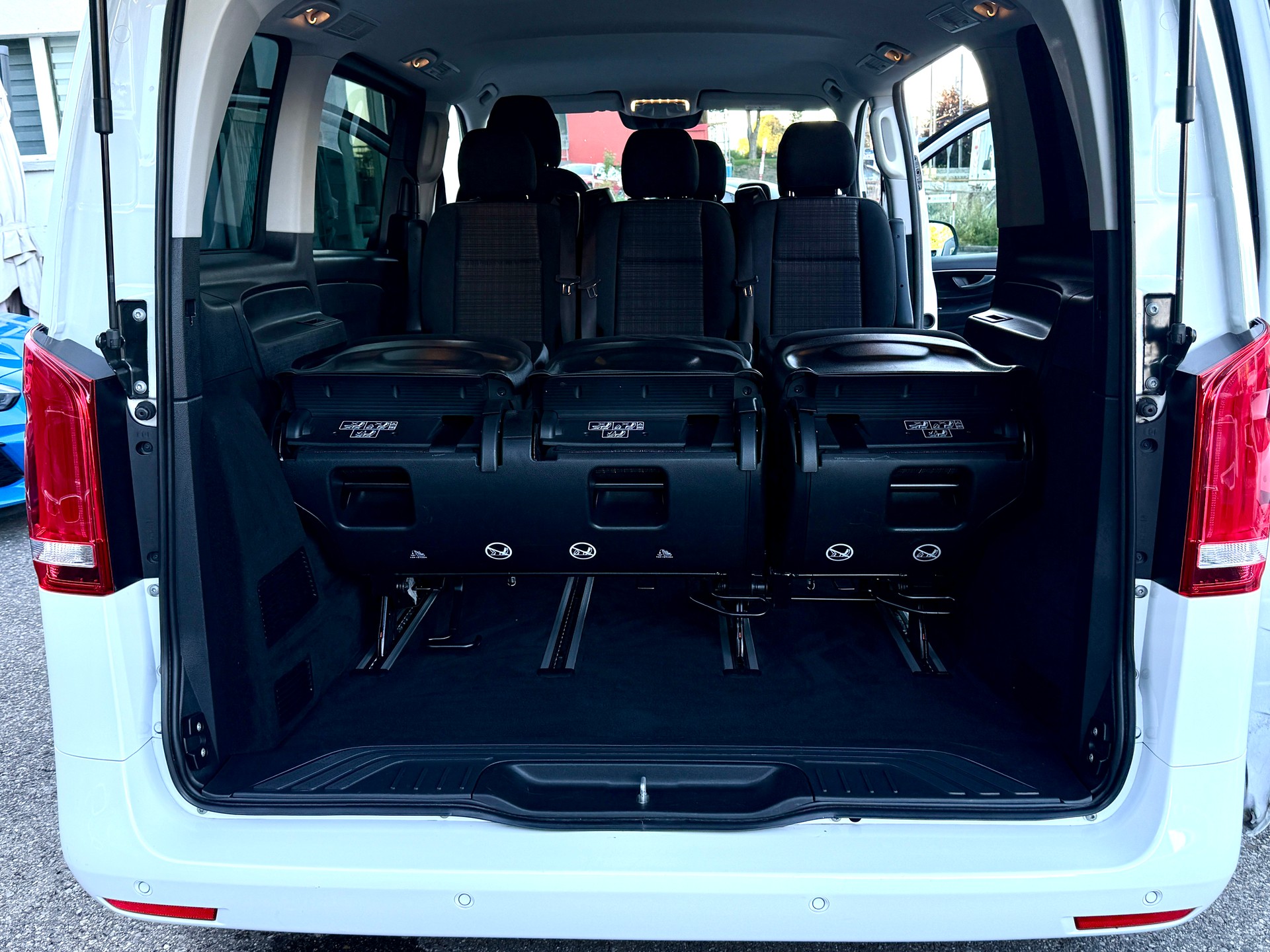 MERCEDES-BENZ Vito 116 CDI Select Tourer Kurz 4Matic 9G-Tronic*9Plätzer-image-23