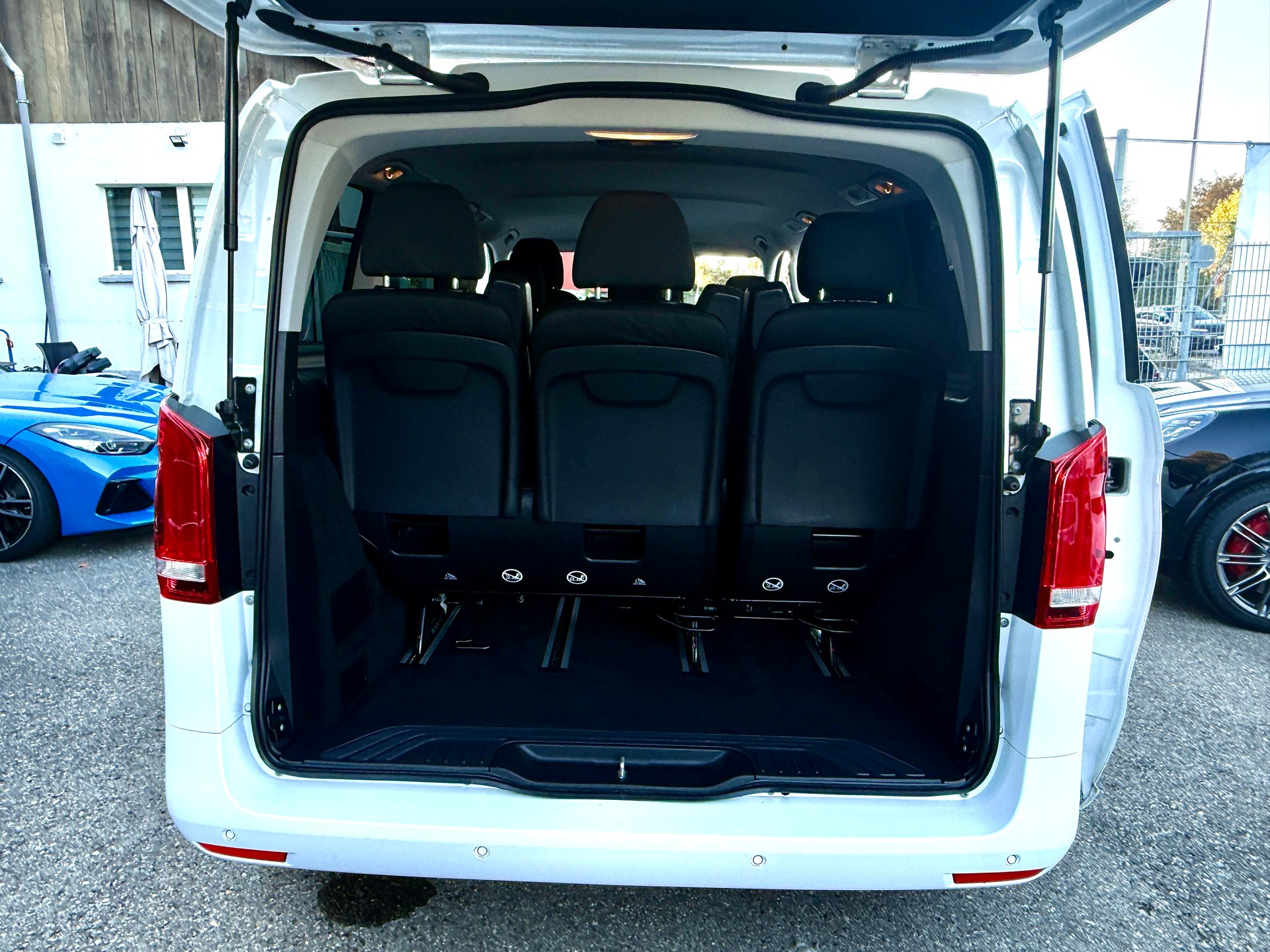 MERCEDES-BENZ Vito 116 CDI Select Tourer Kurz 4Matic 9G-Tronic*9Plätzer-image-22