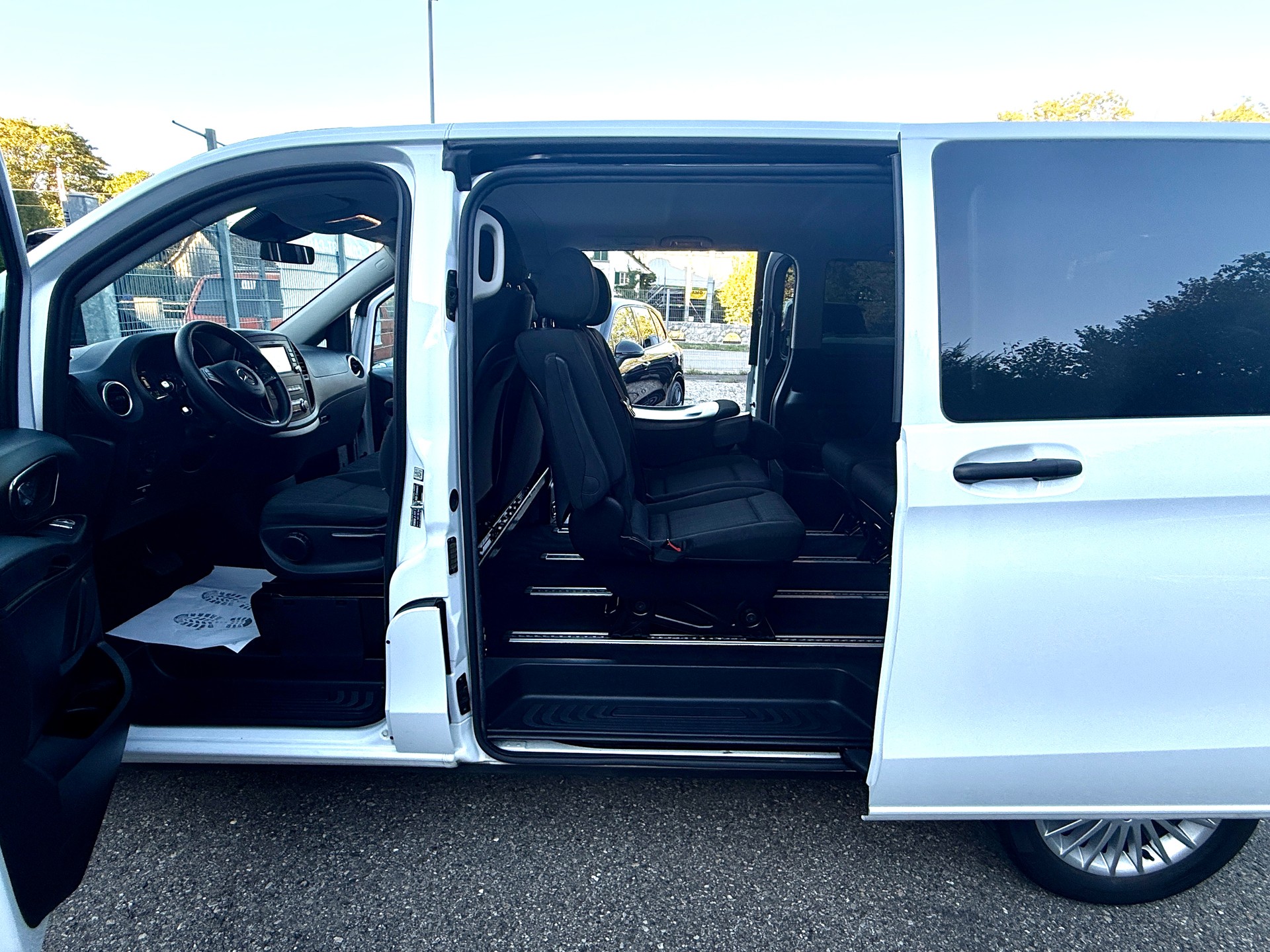 MERCEDES-BENZ Vito 116 CDI Select Tourer Kurz 4Matic 9G-Tronic*9Plätzer-image-10