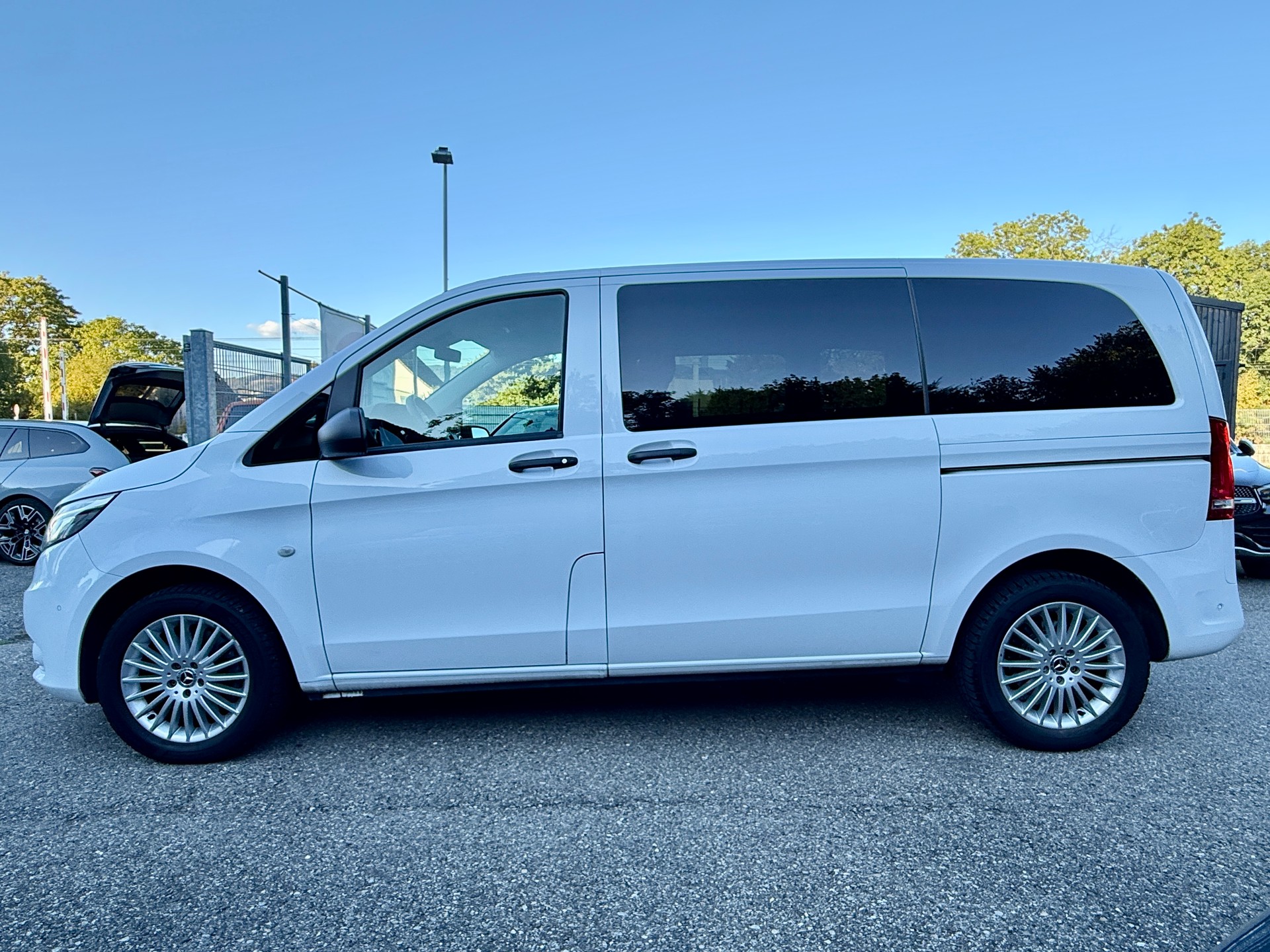 MERCEDES-BENZ Vito 116 CDI Select Tourer Kurz 4Matic 9G-Tronic*9Plätzer-image-4