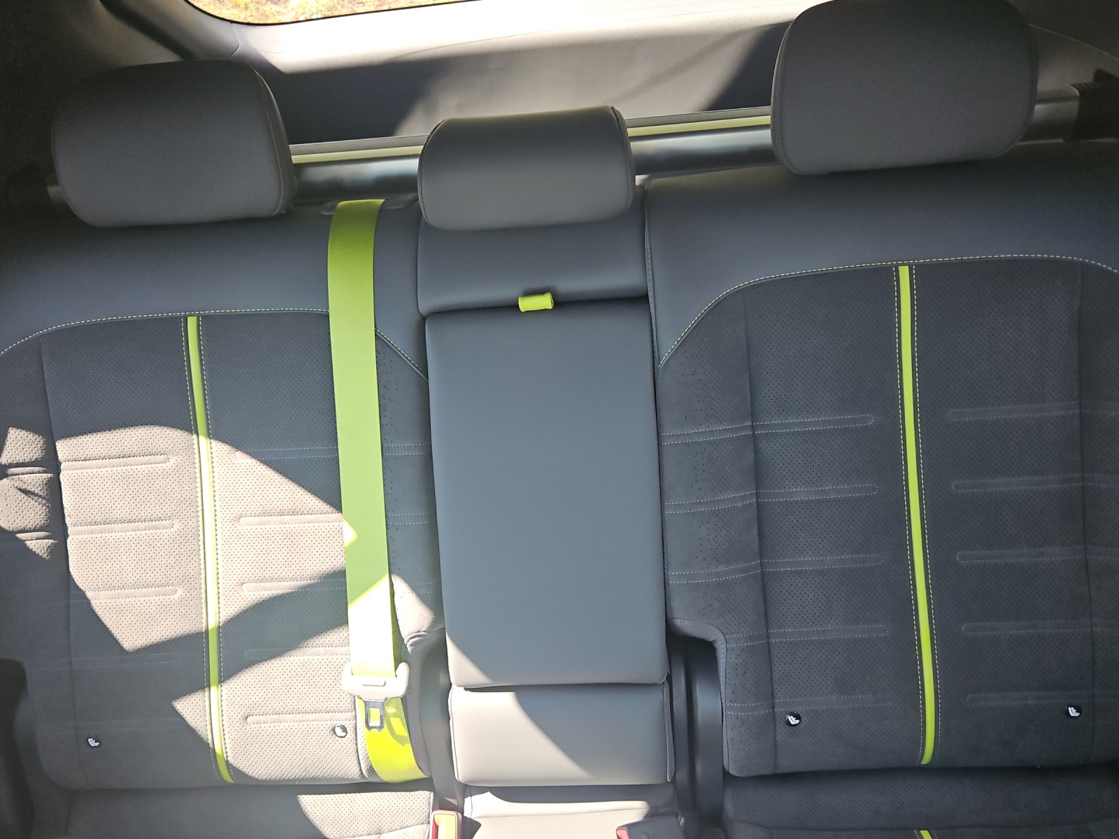 KIA EV3 81 kWh GT 4x4-image-8