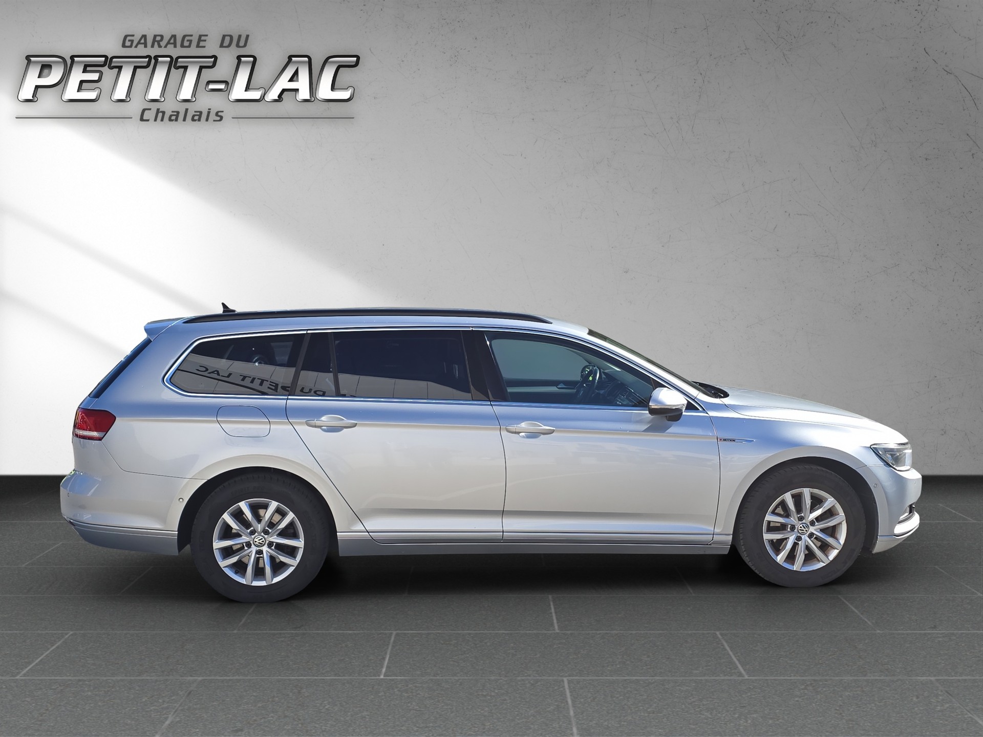 VW Passat Variant 1.4 TSI ACT BMT Comfortline 4Motion-image-2