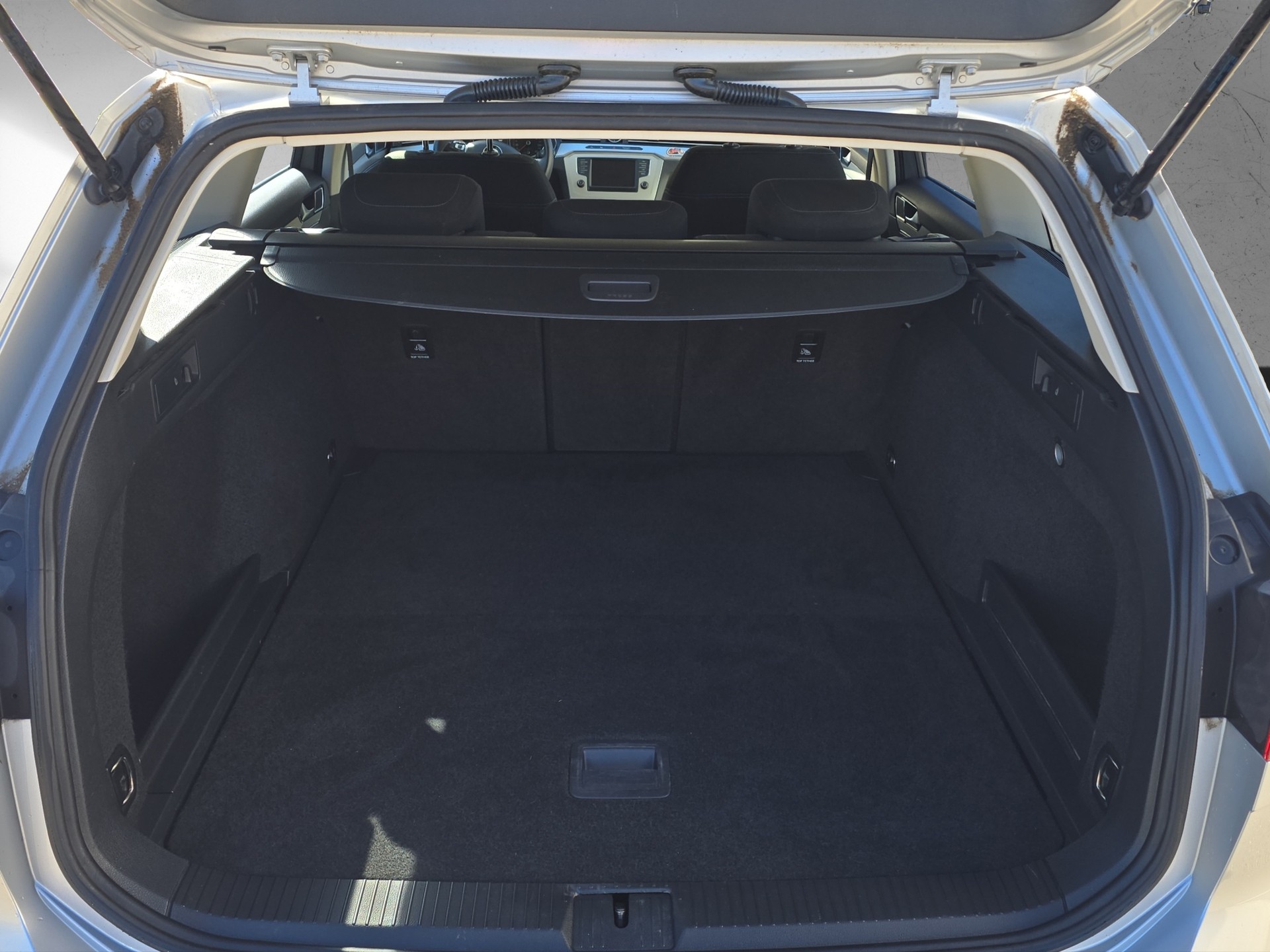 VW Passat Variant 1.4 TSI ACT BMT Comfortline 4Motion-image-8